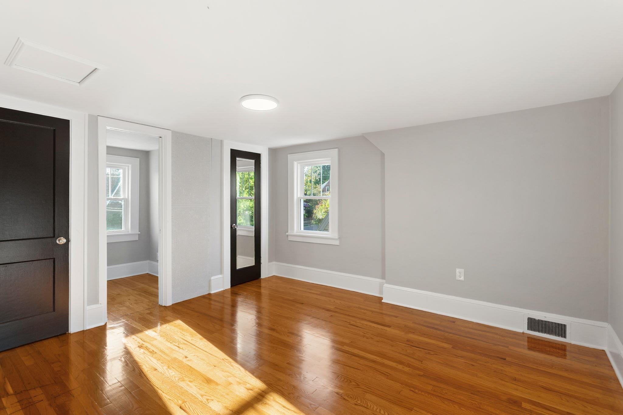210 Dixie Ave photo 18