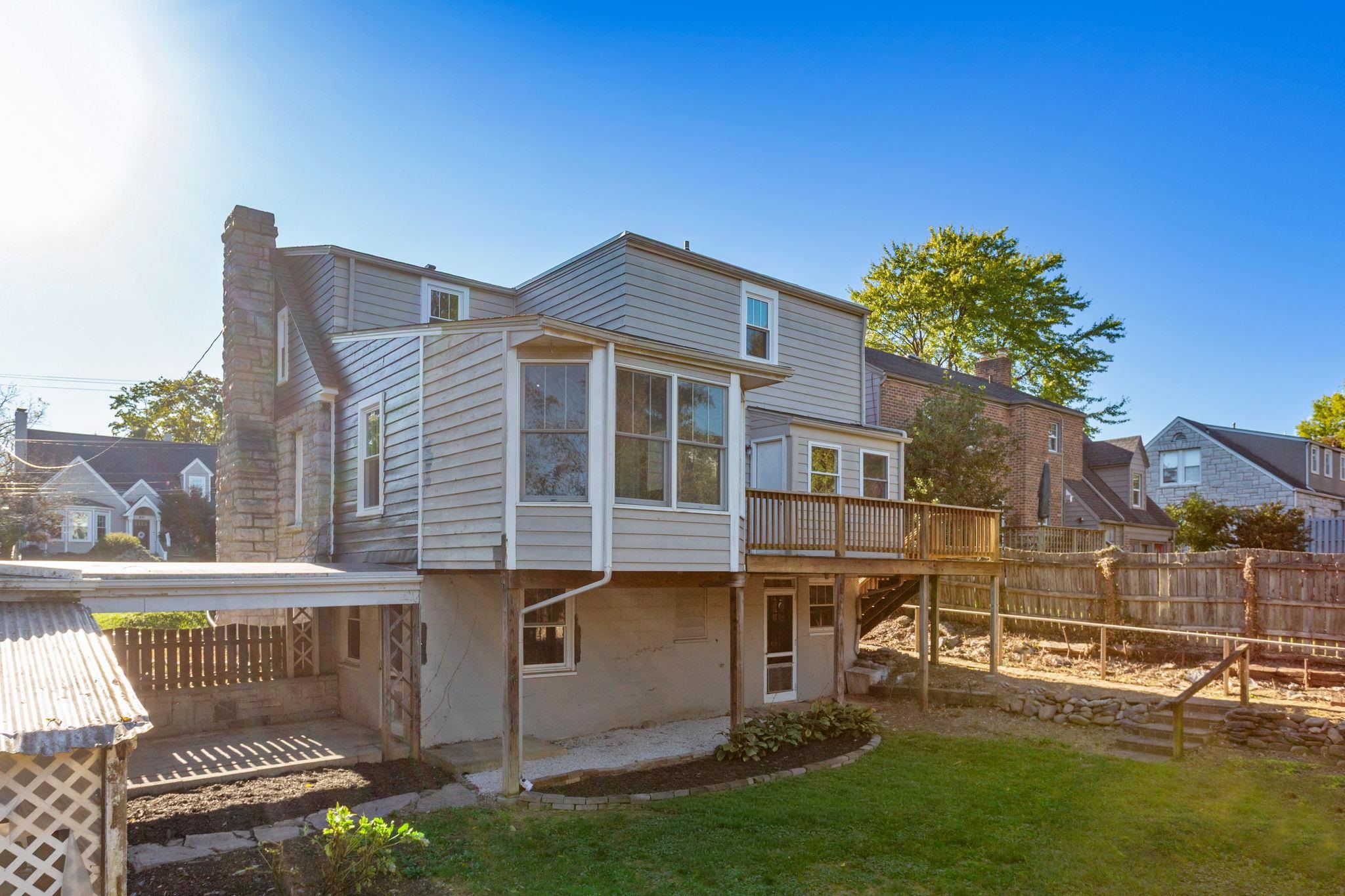 210 Dixie Ave photo 31