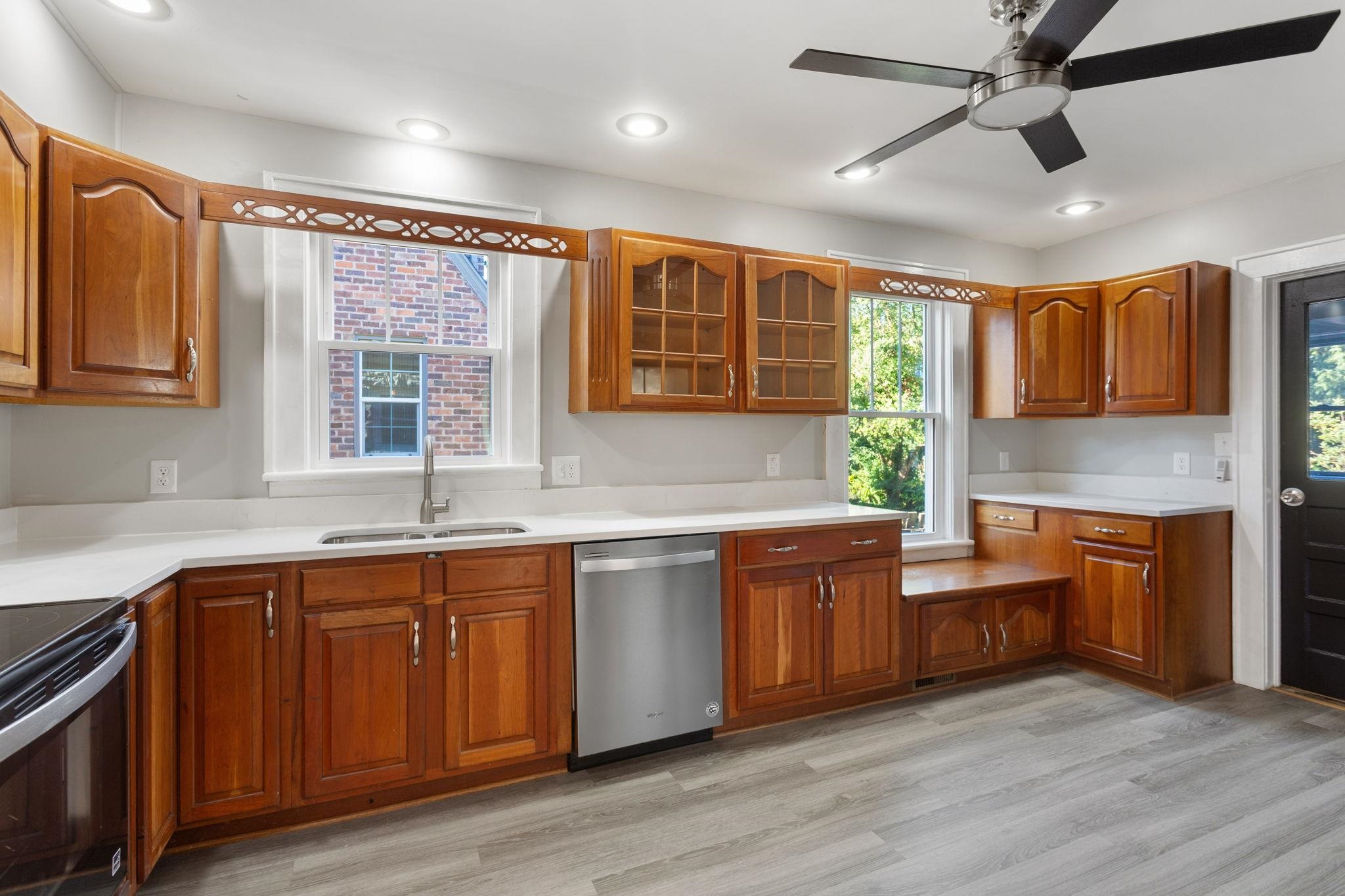 210 Dixie Ave, Harrisonburg, VA 22801 - photo 8