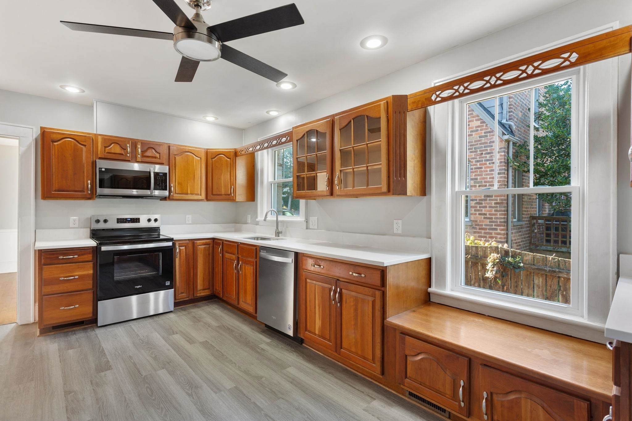 210 Dixie Ave, Harrisonburg, VA 22801 - photo 9