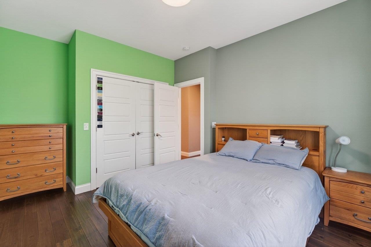 2005 Marigold Cir photo 24