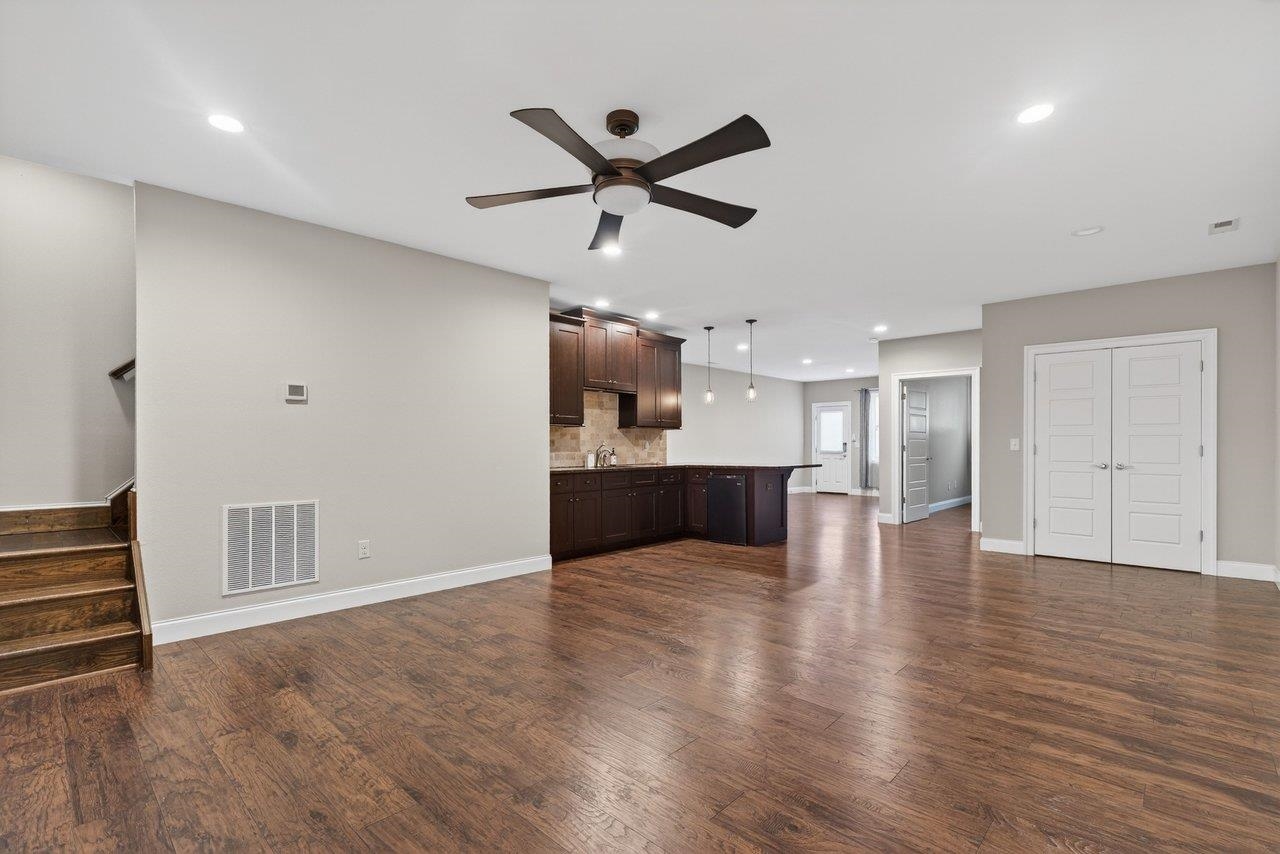 2005 Marigold Cir photo 35