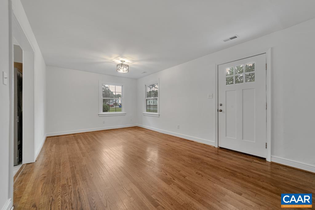 4130 Sprenkle Ln, Henrico, VA 23228 - photo 4