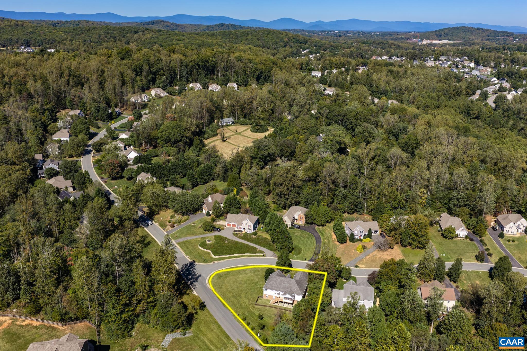 1706 Mattox Ct, Charlottesville, VA 22903 - photo 5