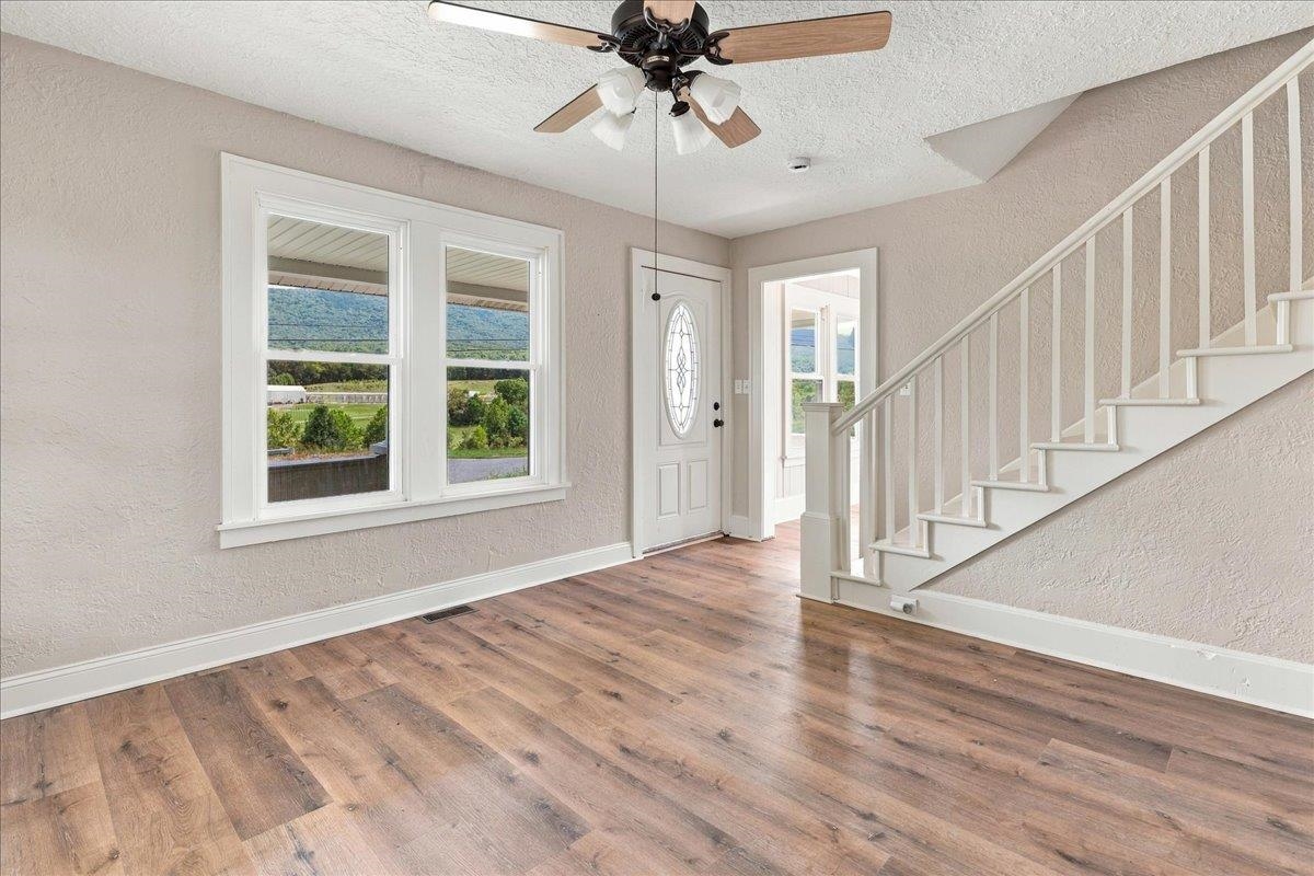 12029 Mountain Valley Rd photo 13