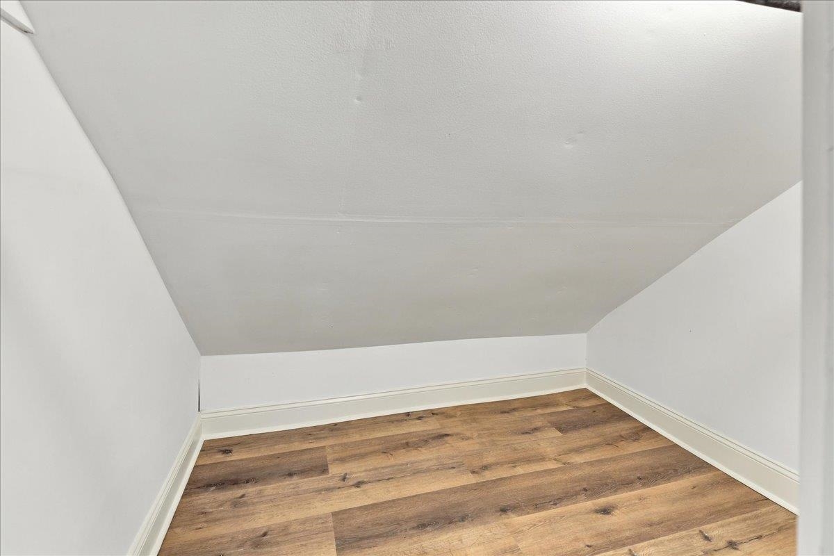 12029 Mountain Valley Rd photo 38