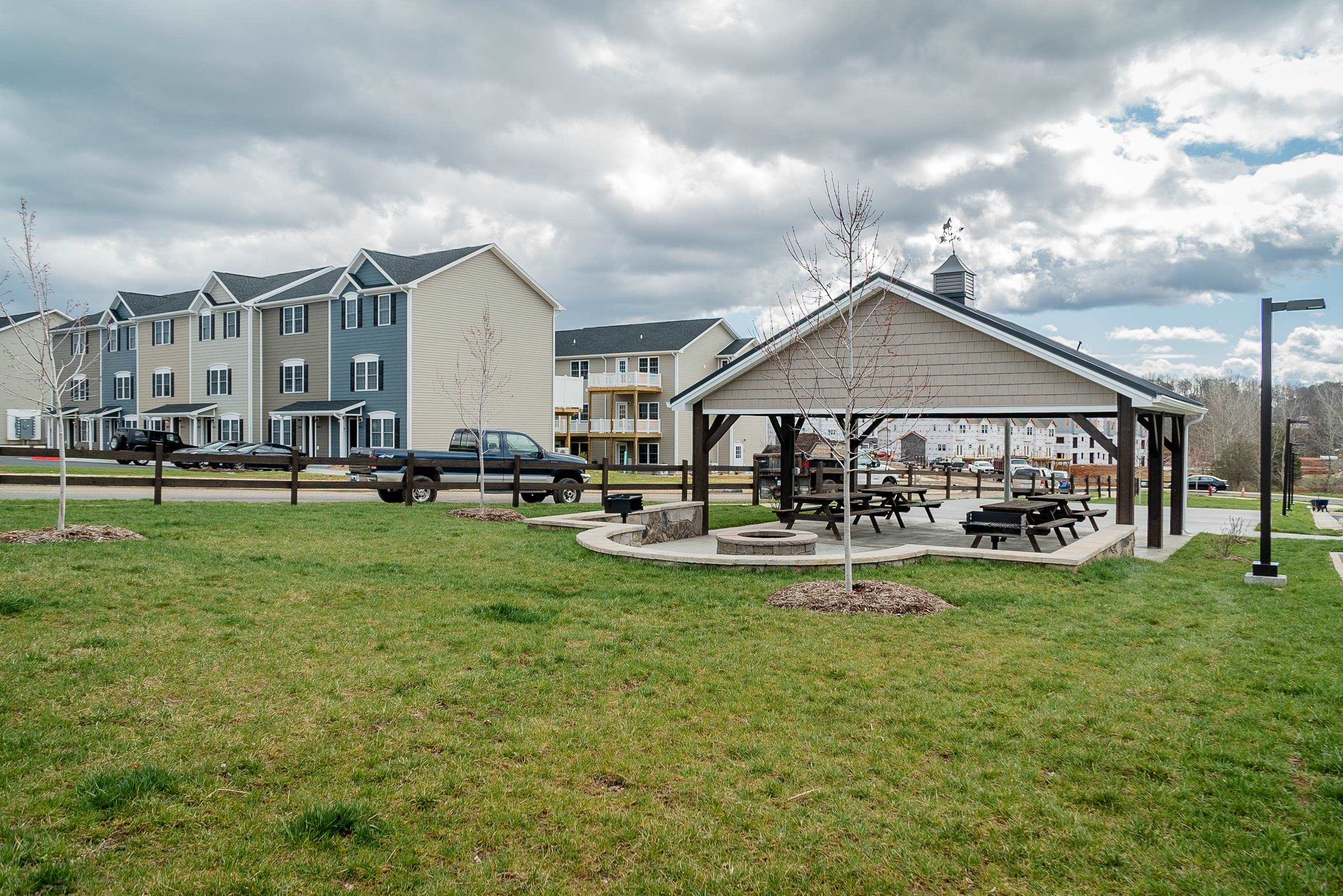 1449 Clydesdale Ln photo 38