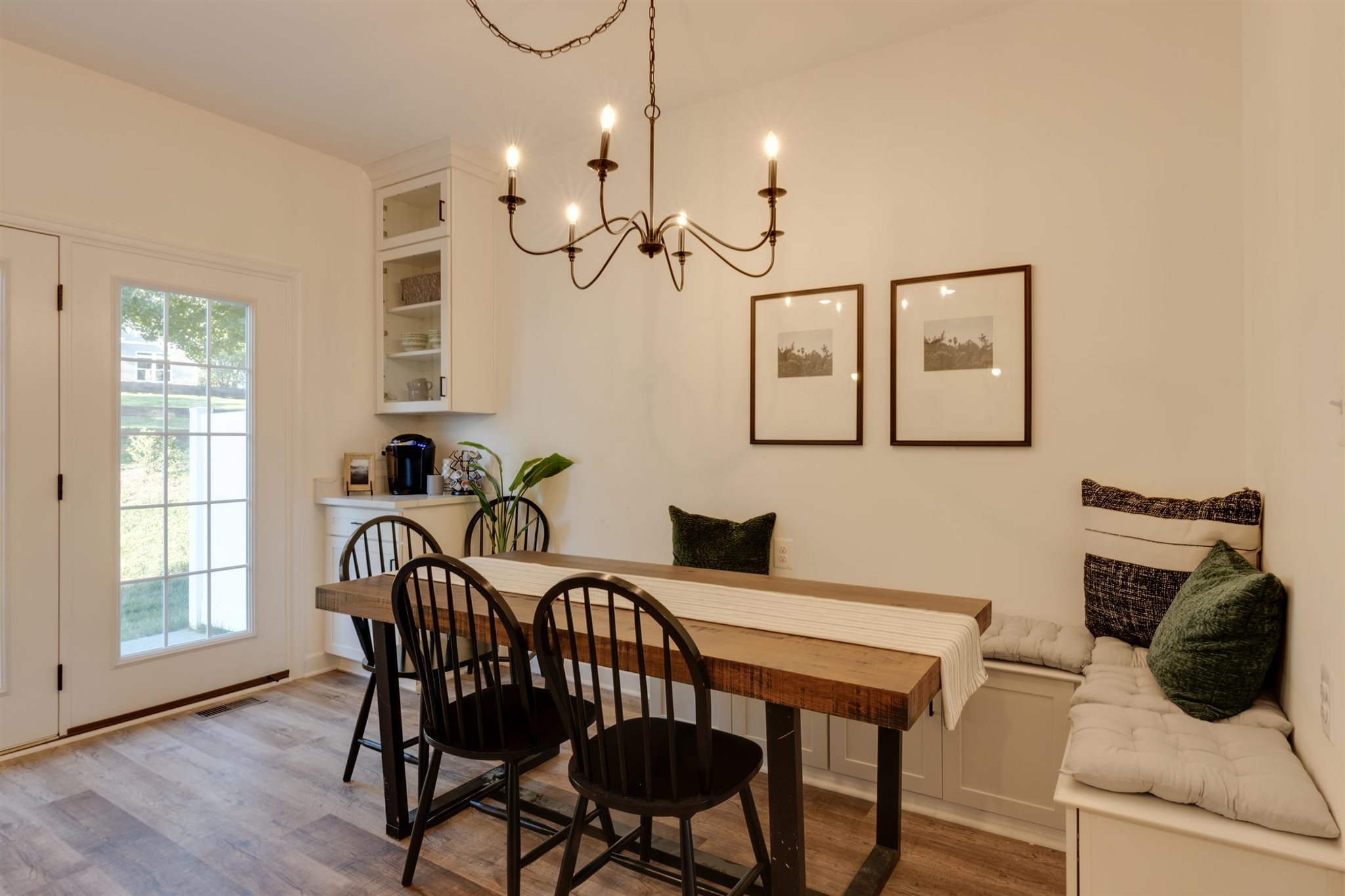 1433 Clydesdale Ln photo 12