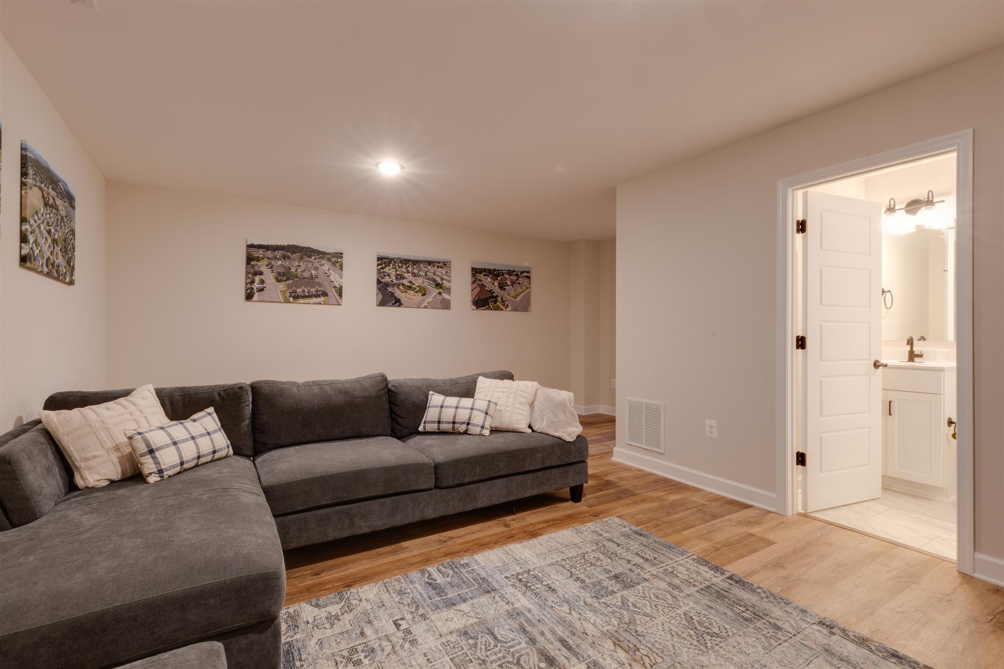 1433 Clydesdale Ln photo 31