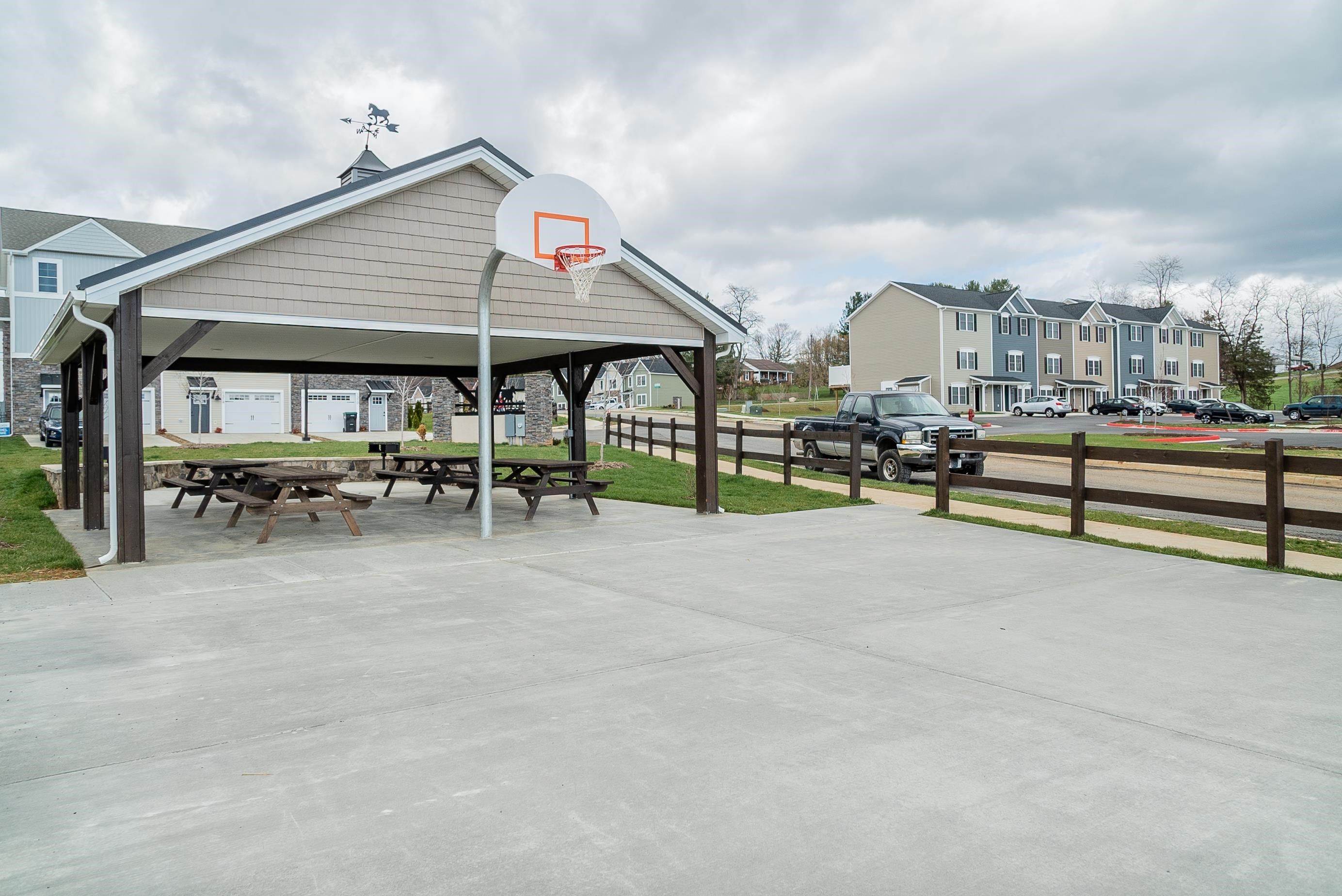 1437 Clydesdale Ln photo 36