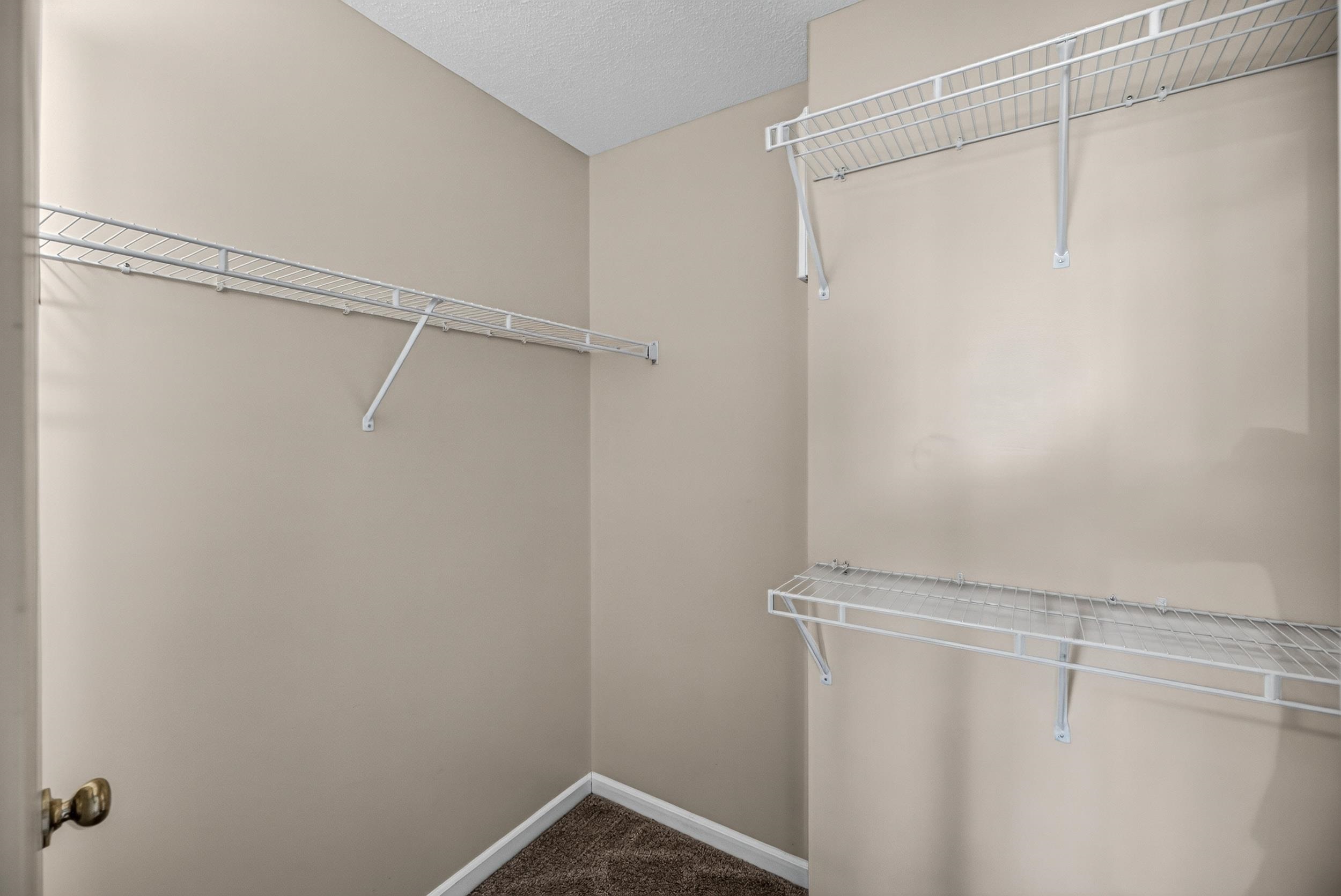 1120 King Edwards Way photo 35