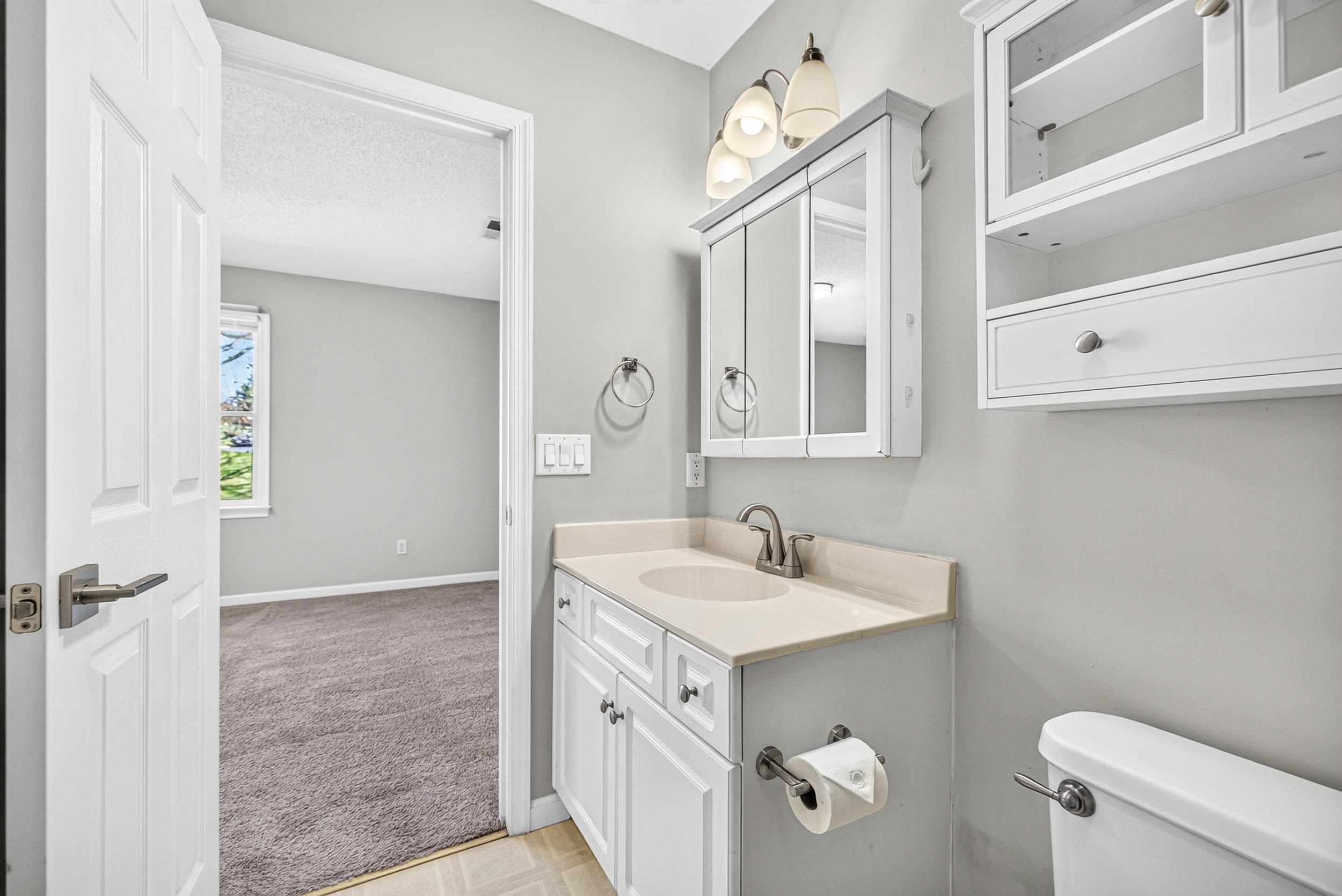 1120 King Edwards Way photo 37