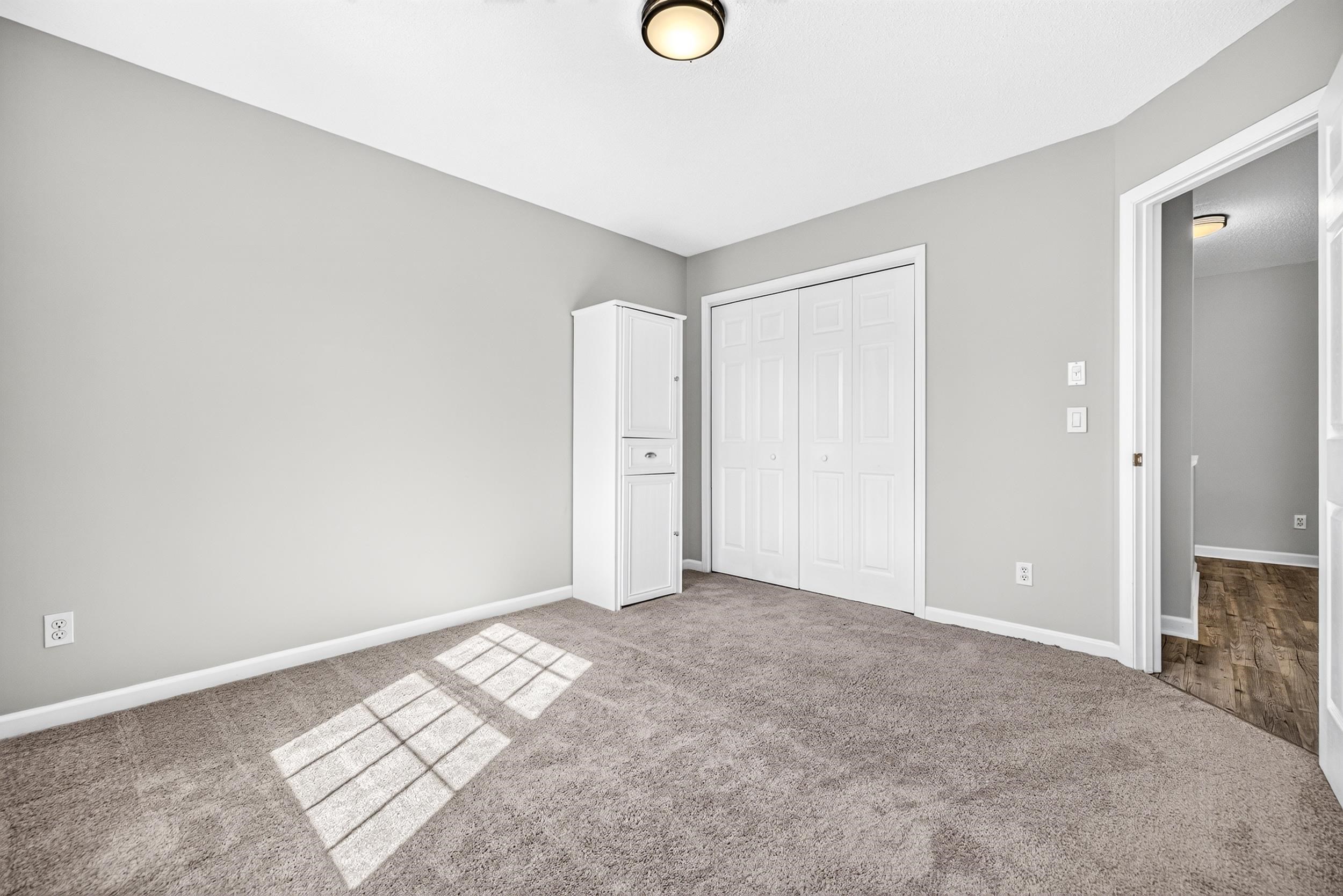 1120 King Edwards Way photo 39