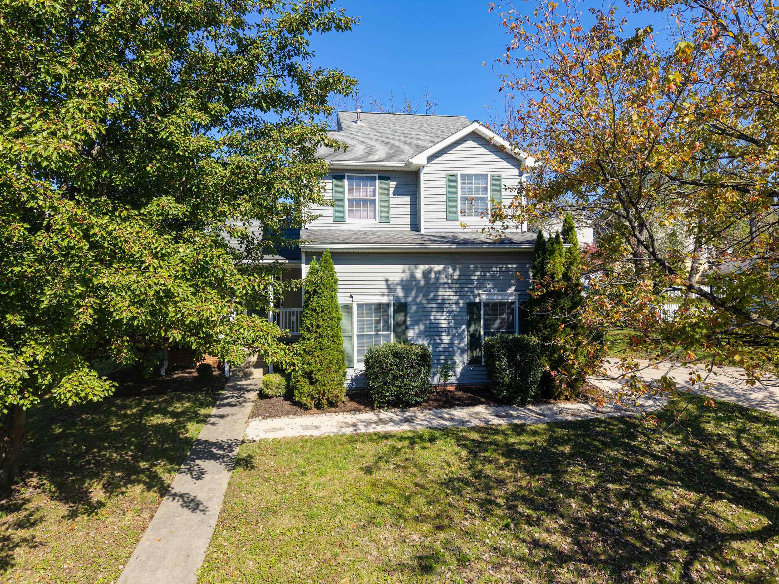1120 King Edwards Way photo 52