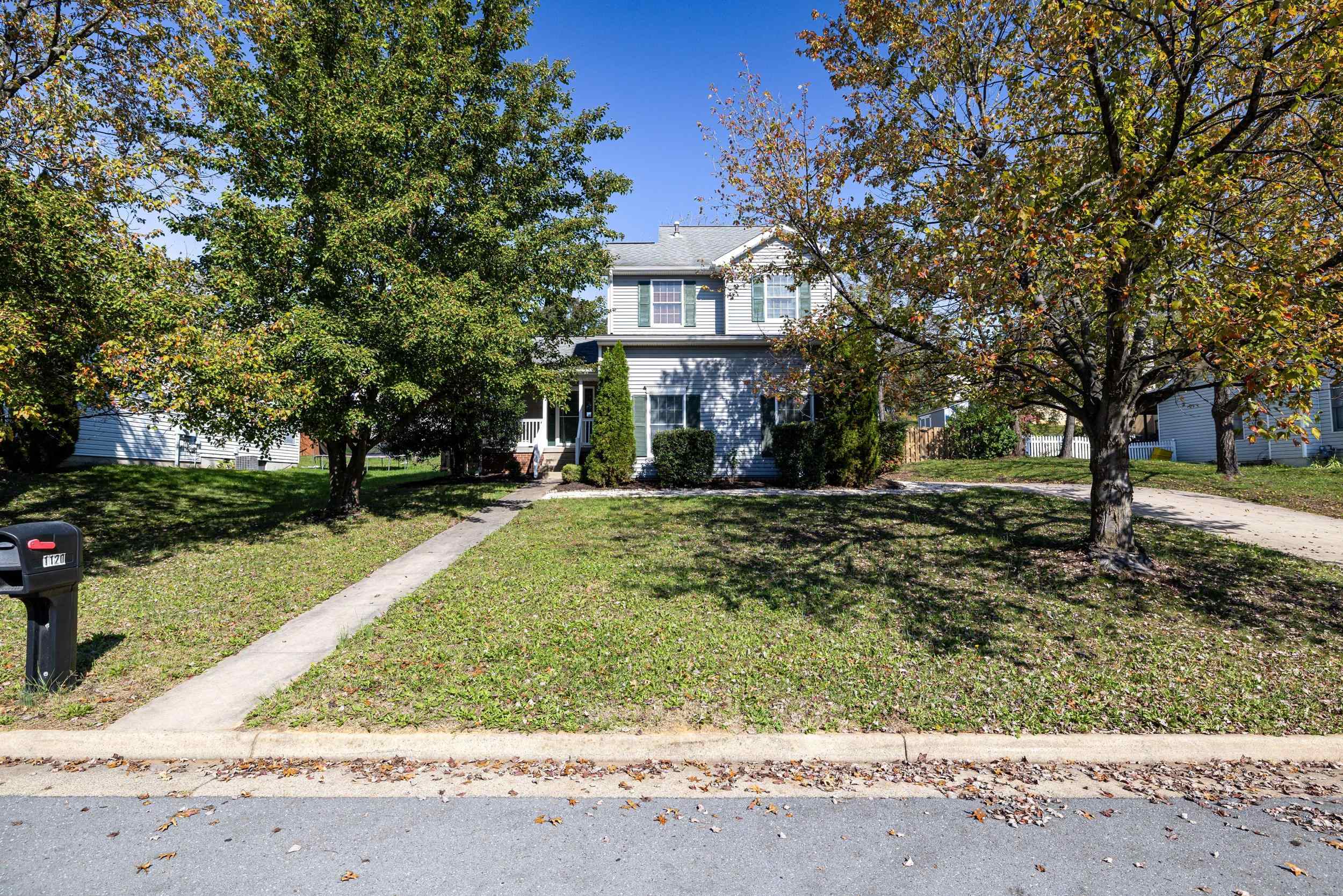 1120 King Edwards Way photo 54