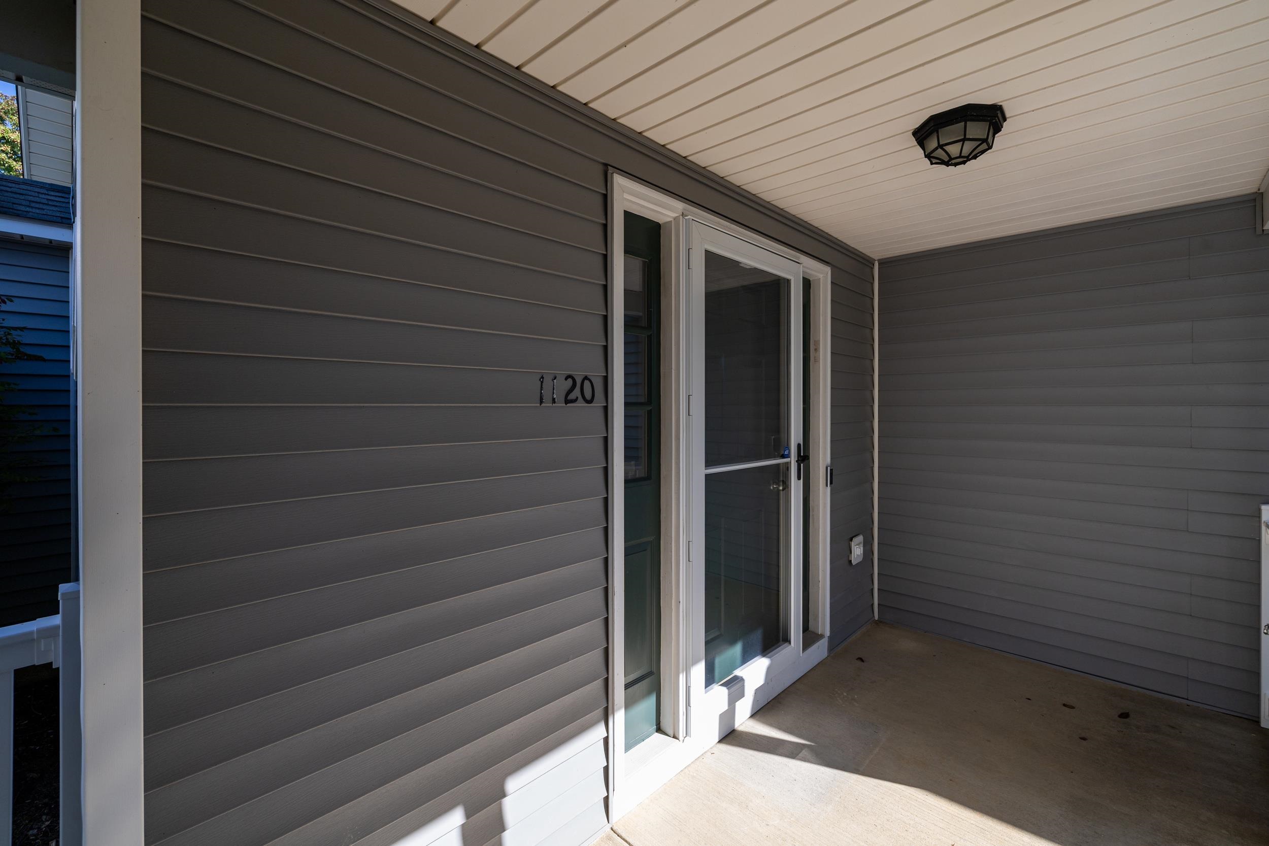 1120 King Edwards Way photo 60