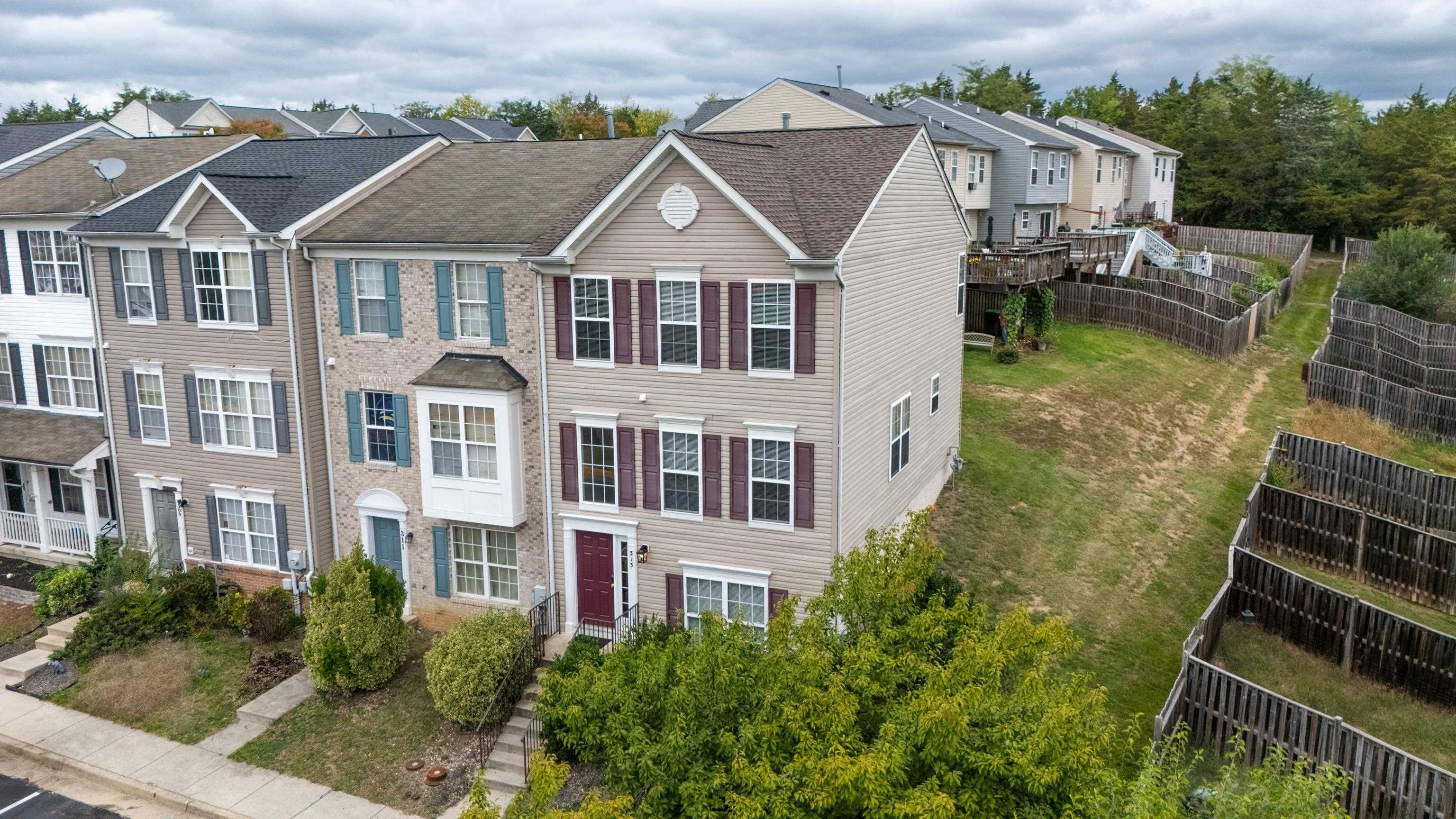 313 Pendleton Ln, Strasburg, VA 22657 - photo 4