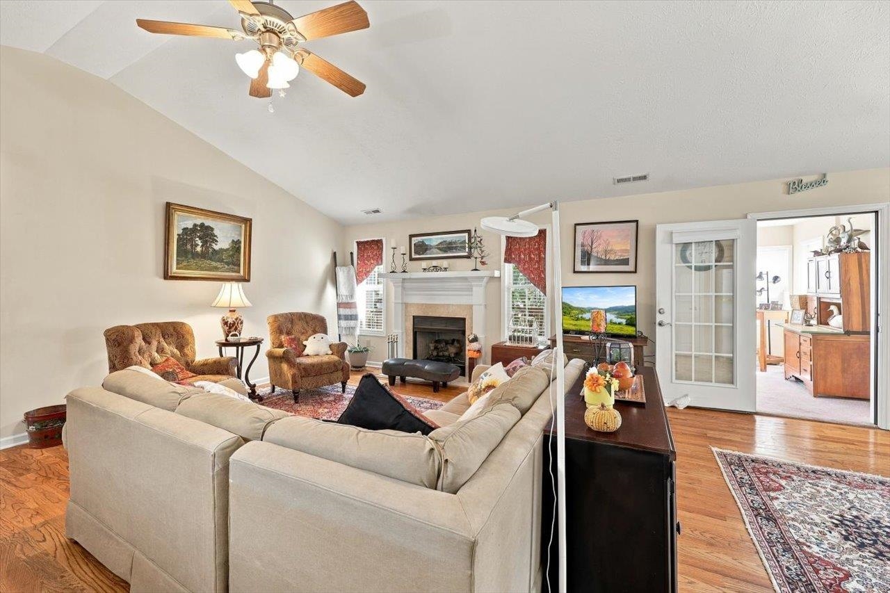 129 Red Oak Dr, Staunton, VA 24401 - photo 7