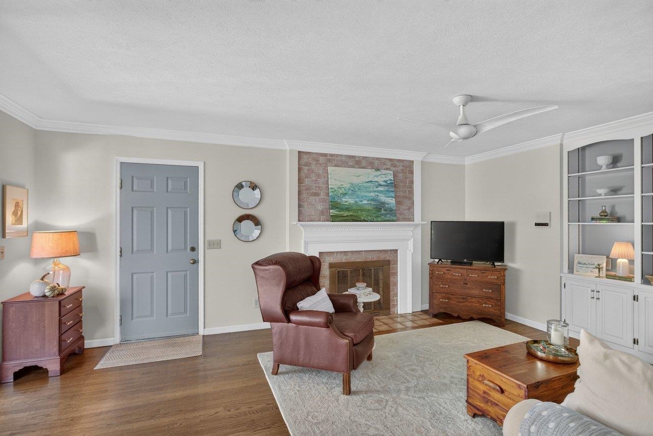 247 Divot Dr photo 20