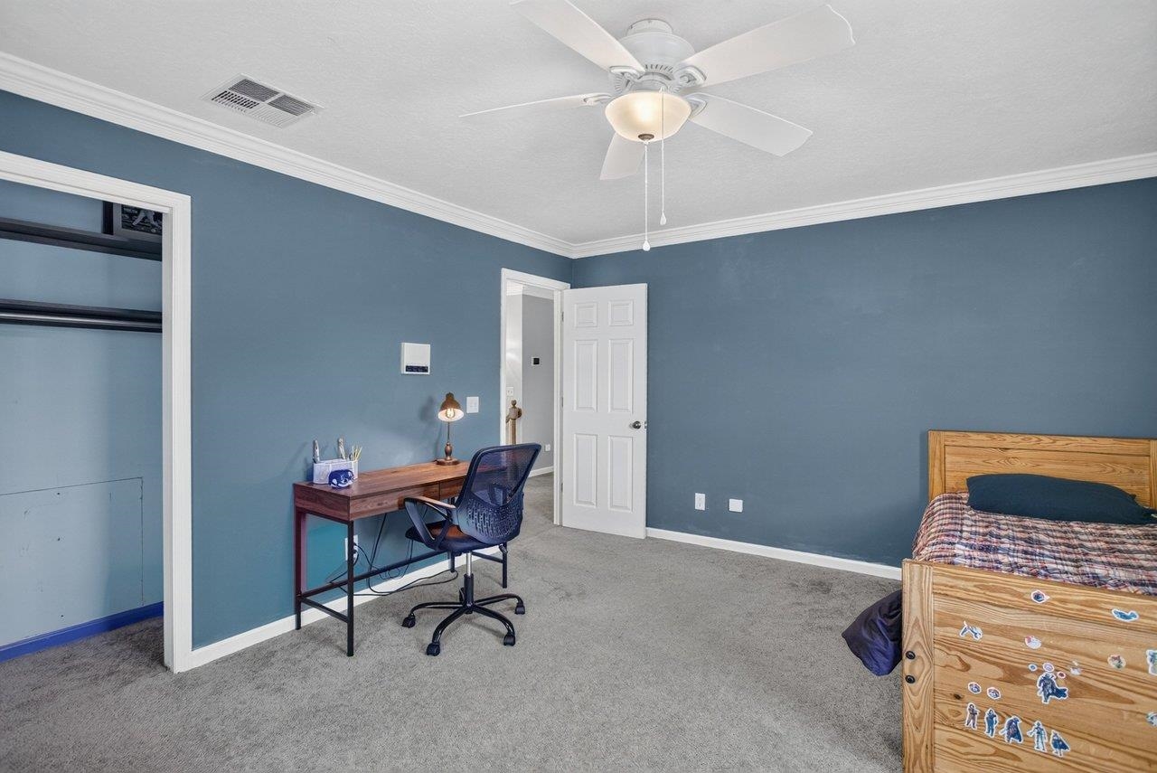 247 Divot Dr photo 40