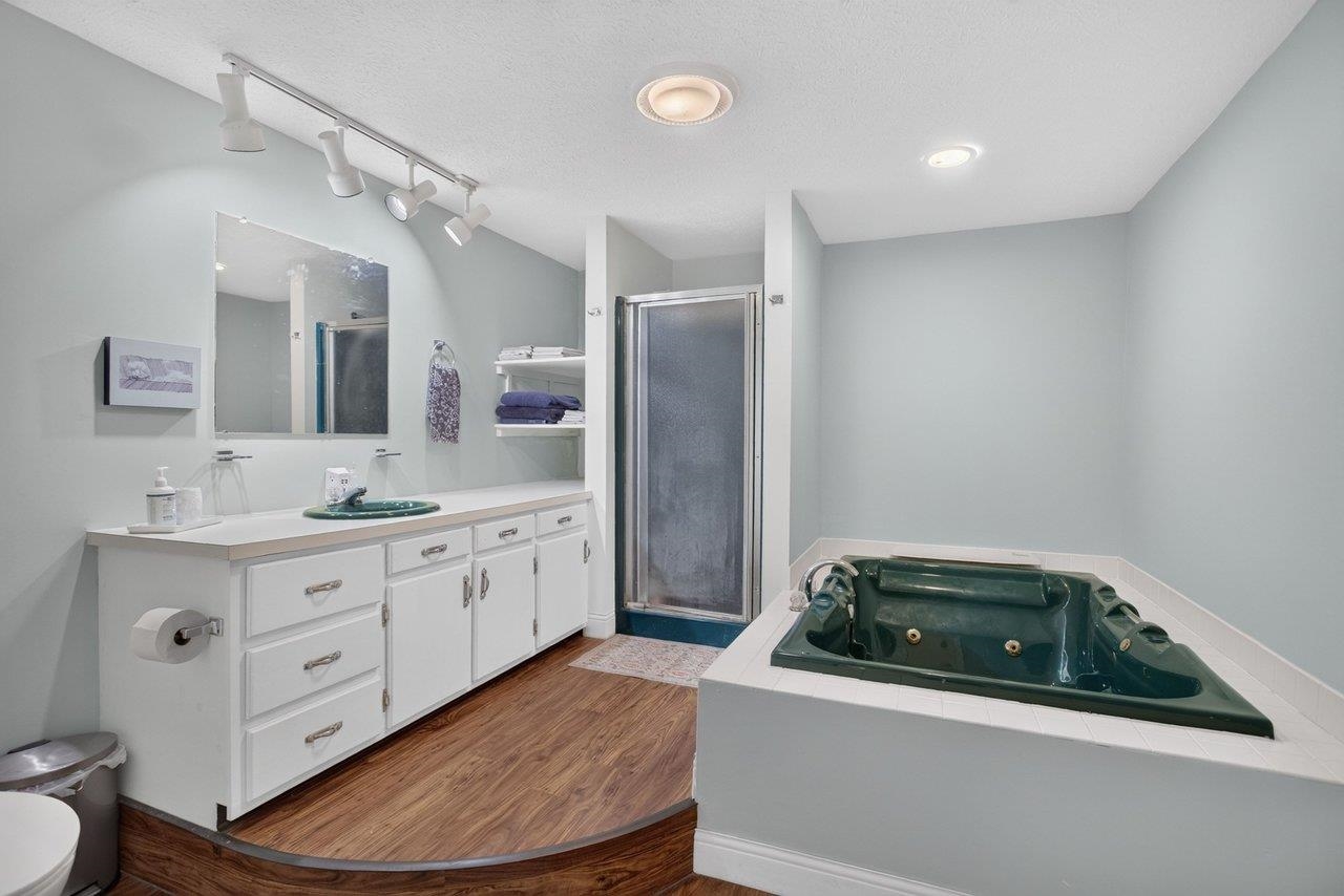 247 Divot Dr photo 52