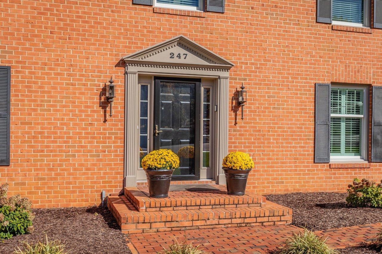 247 Divot Dr photo 65