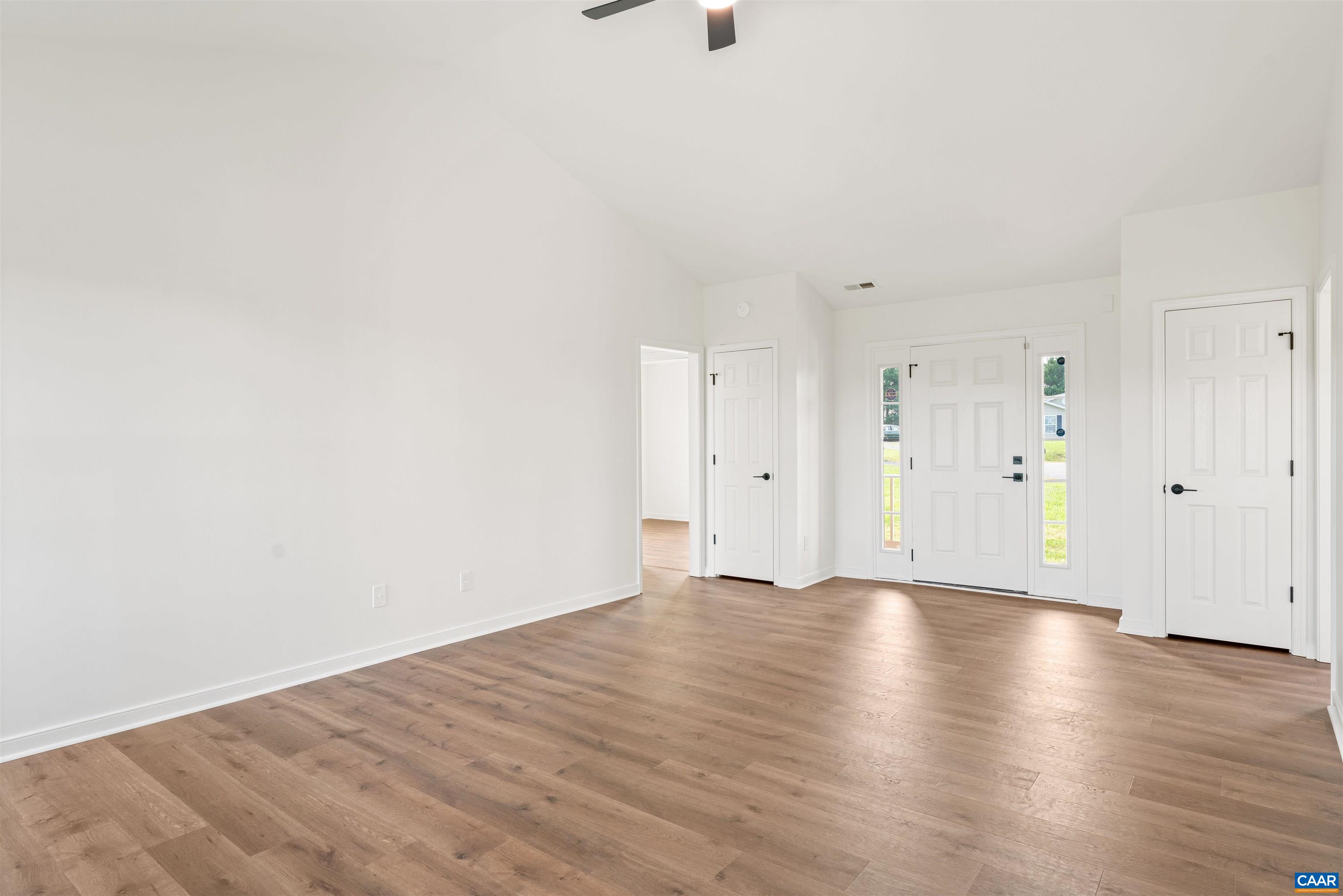 307 Ironhound Dr, Troy, VA 22974 - photo 5
