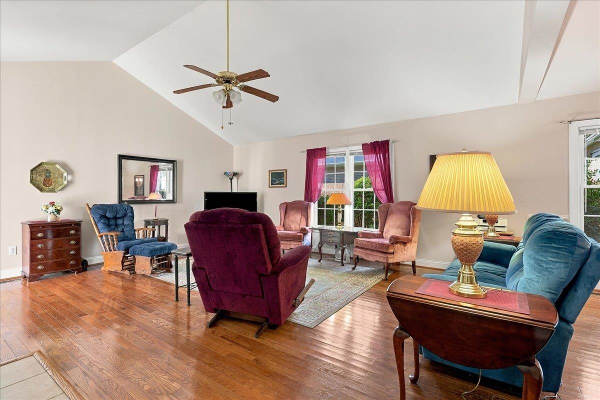 19 Saint Ives Dr, Fishersville, VA 22939 - photo 7