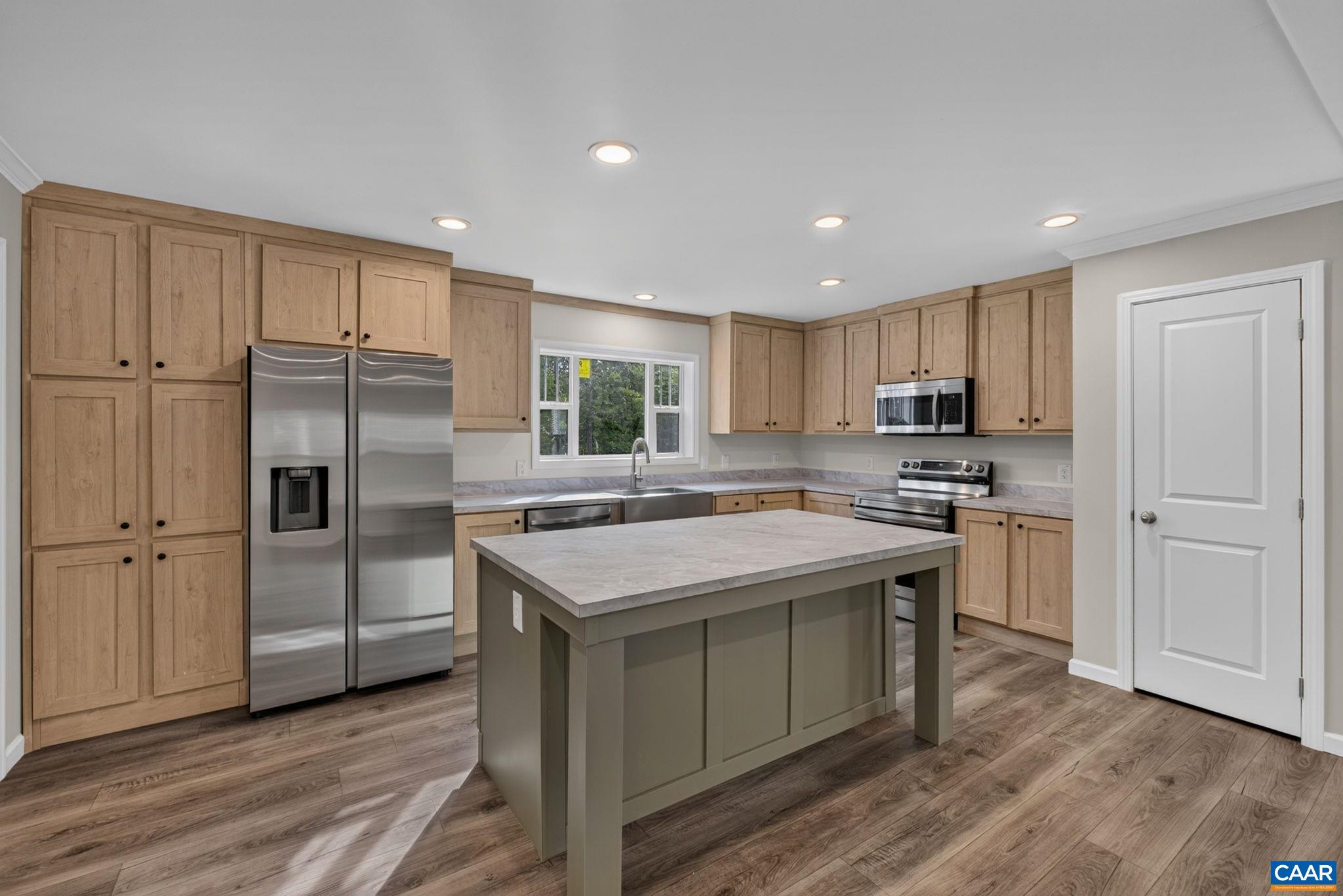 5195 Green Creek Rd, Schuyler, VA 22969 - photo 5
