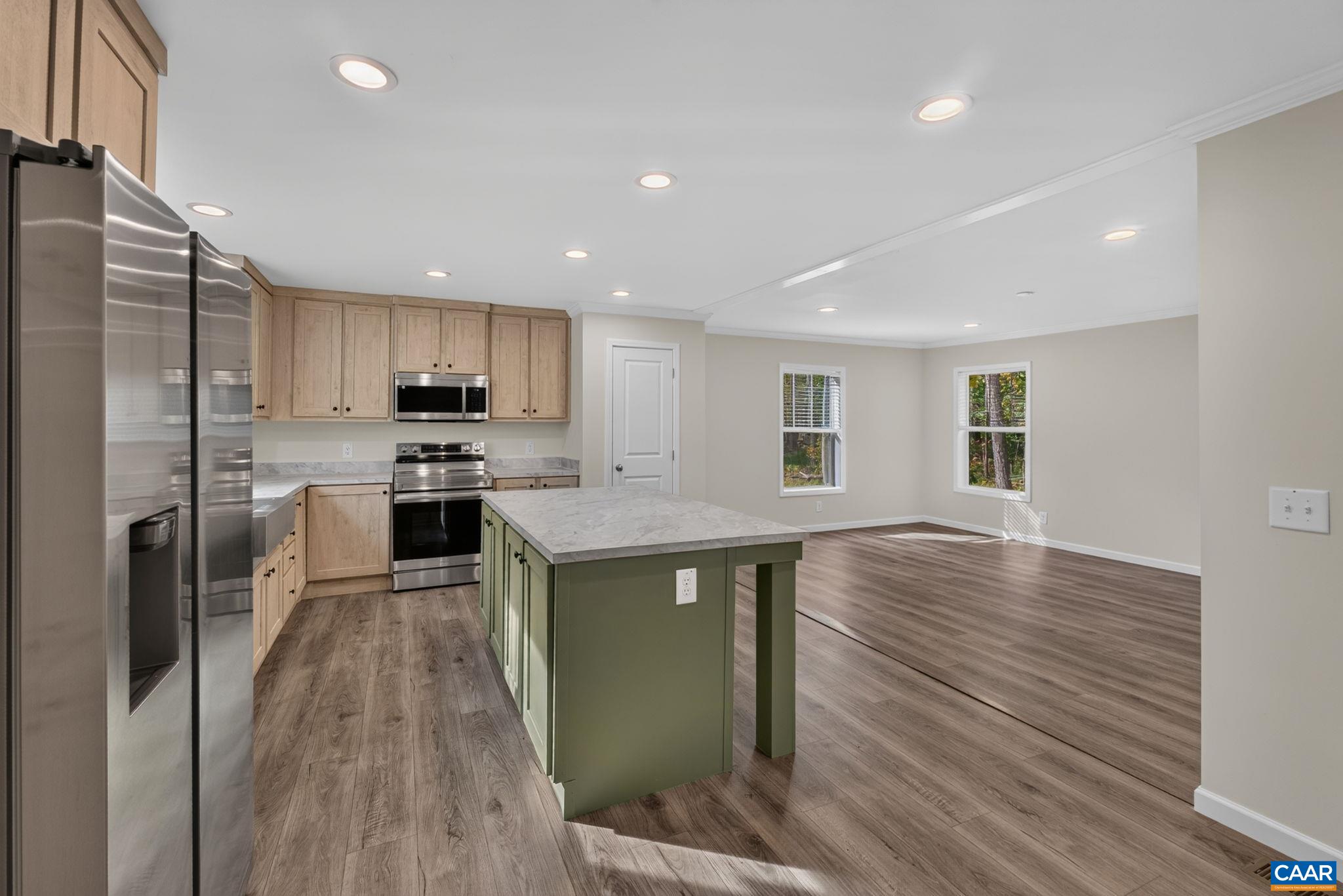 5195 Green Creek Rd, Schuyler, VA 22969 - photo 9