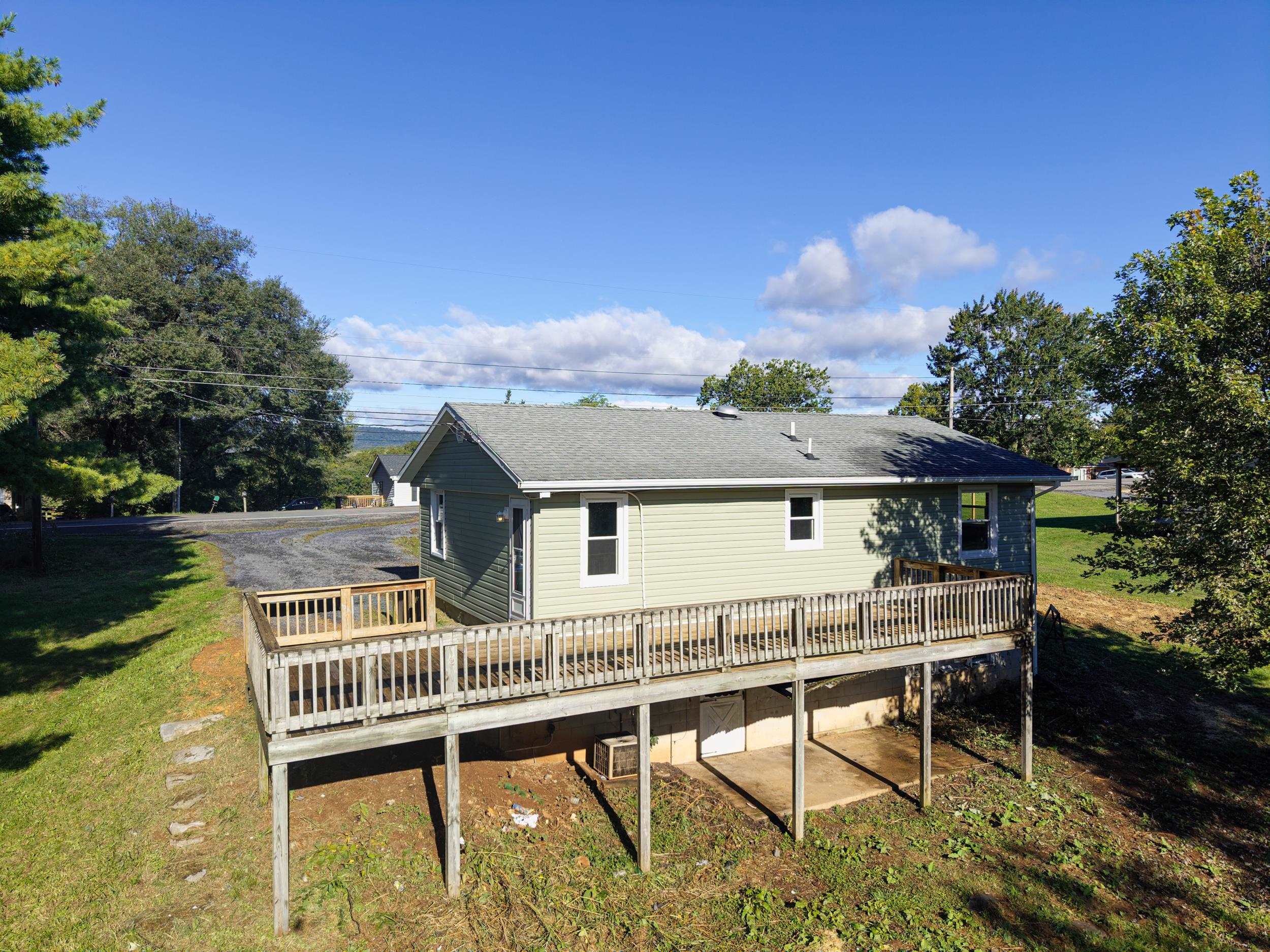 15502 Forestville Rd photo 25