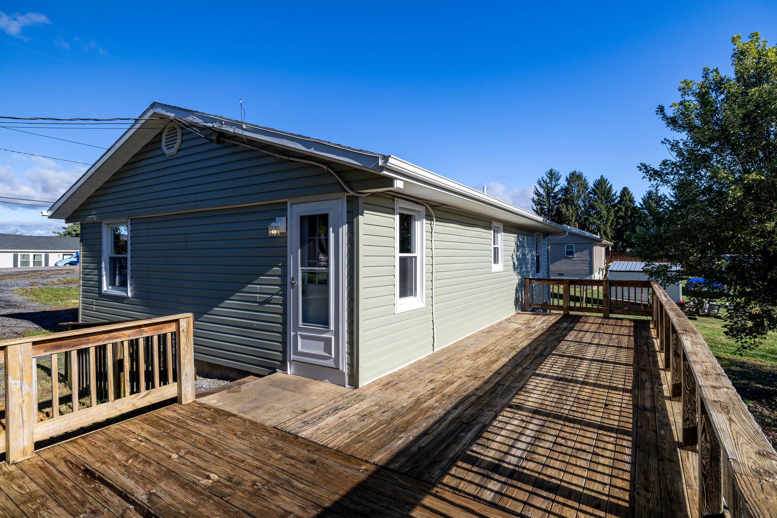 15502 Forestville Rd photo 26