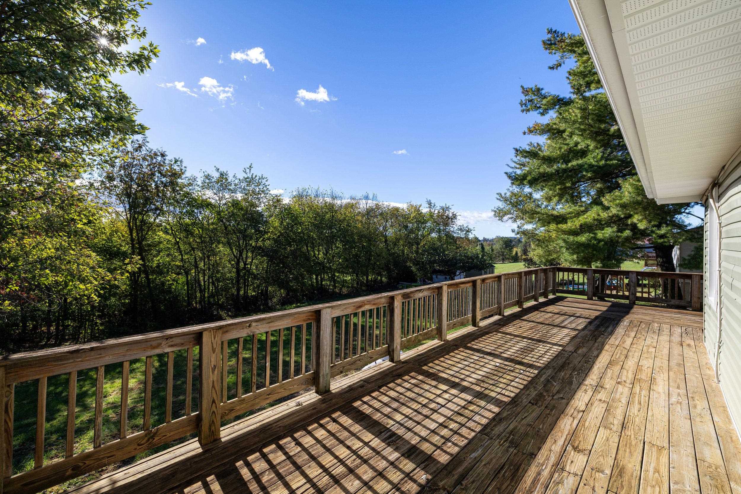 15502 Forestville Rd photo 28