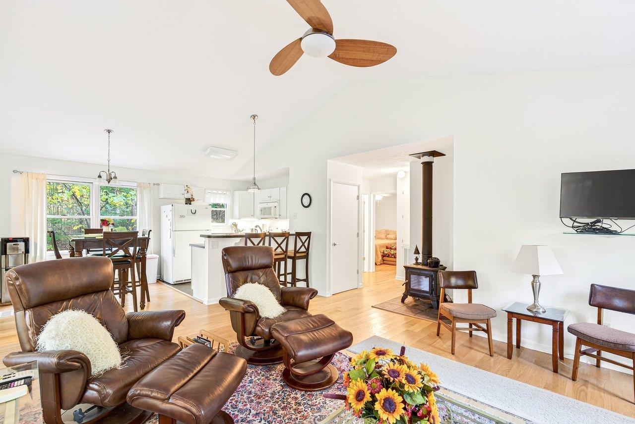 2024 Cutbank Ln photo 12
