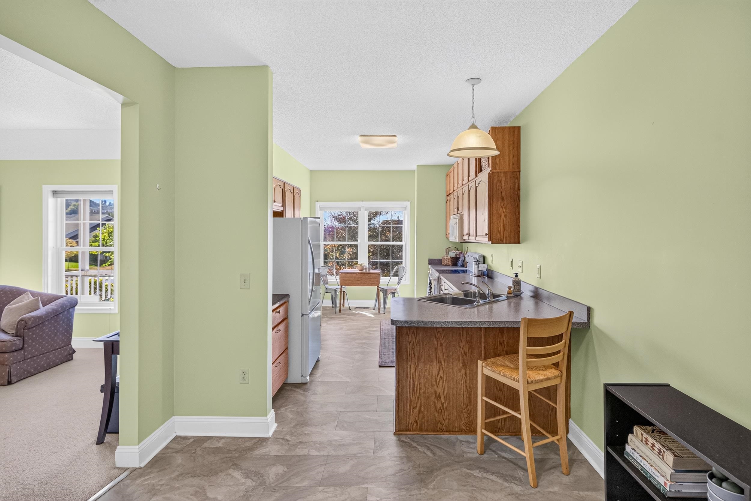 2263 Lake Terrace Dr photo 14