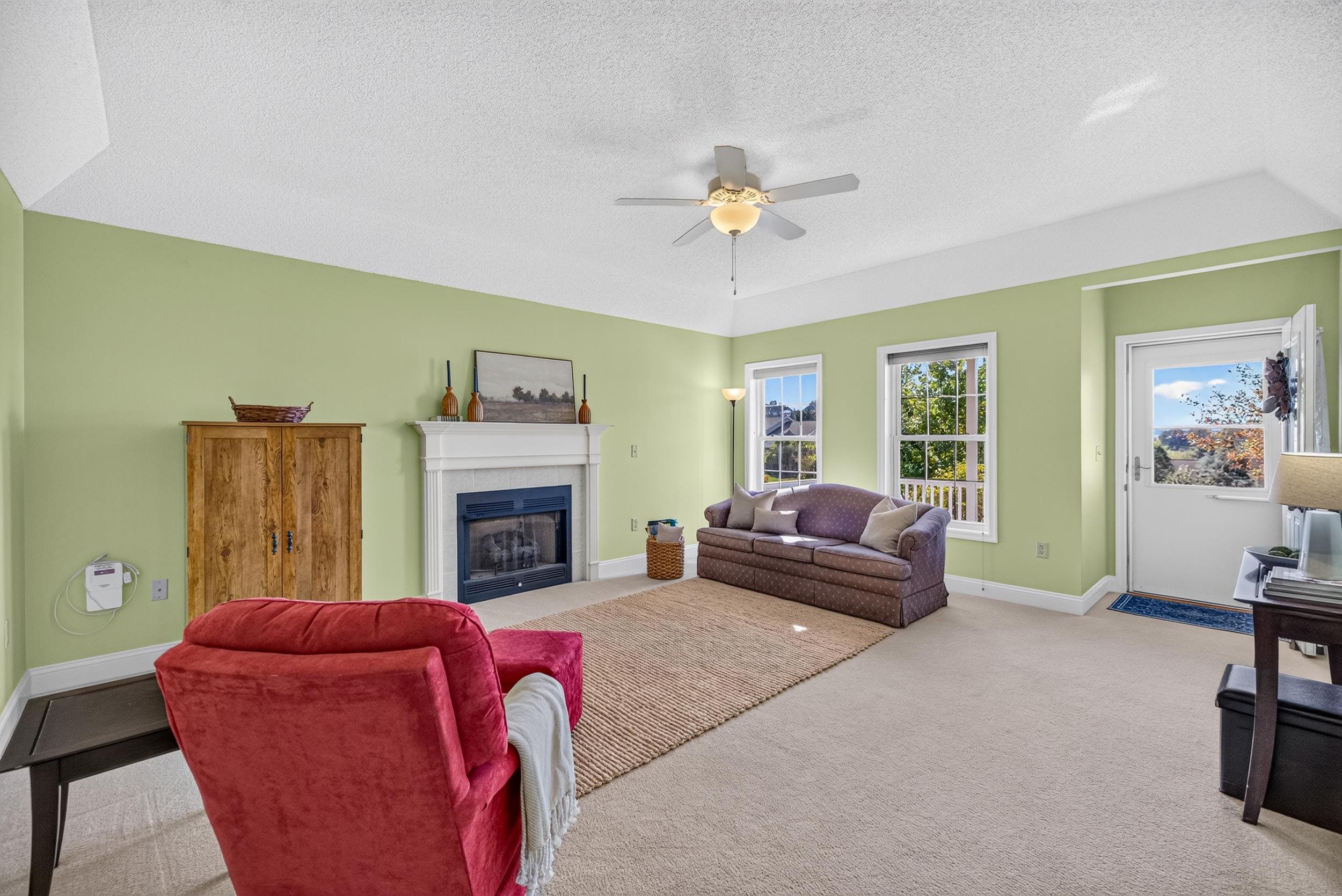 2263 Lake Terrace Dr photo 18