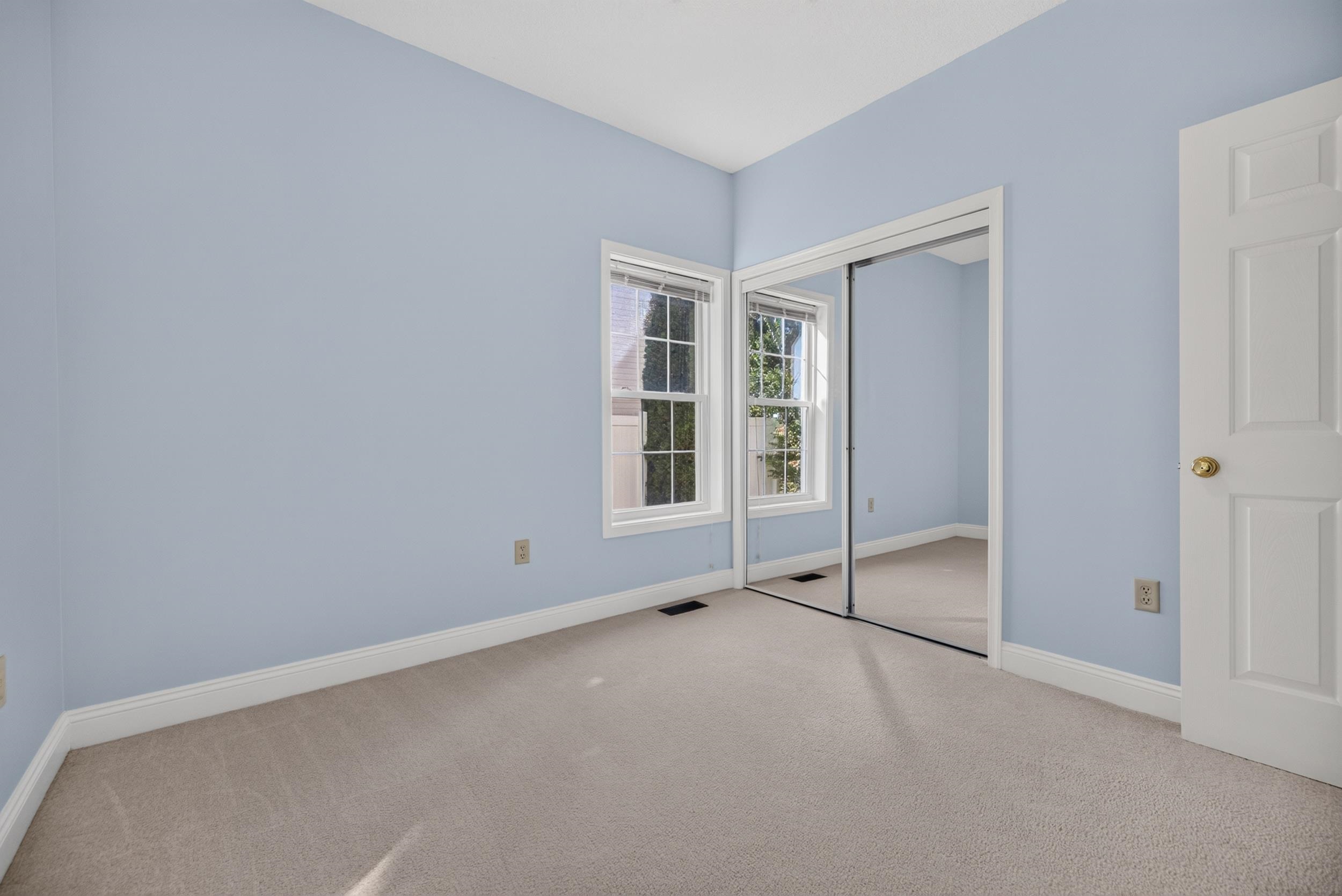 2263 Lake Terrace Dr photo 37