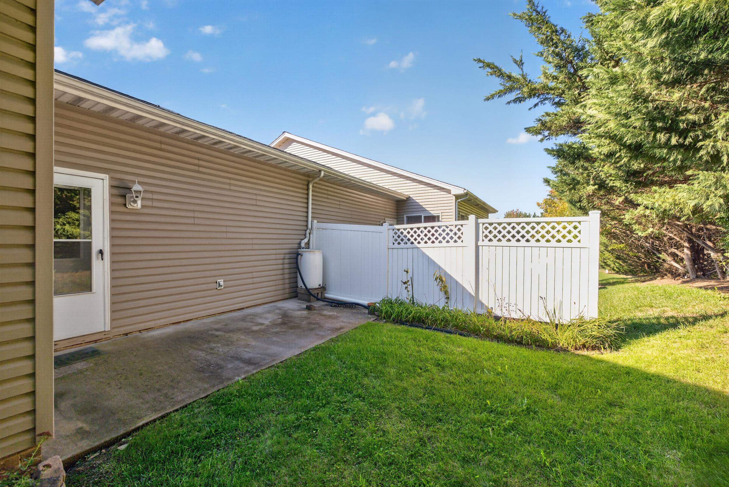 2263 Lake Terrace Dr photo 56