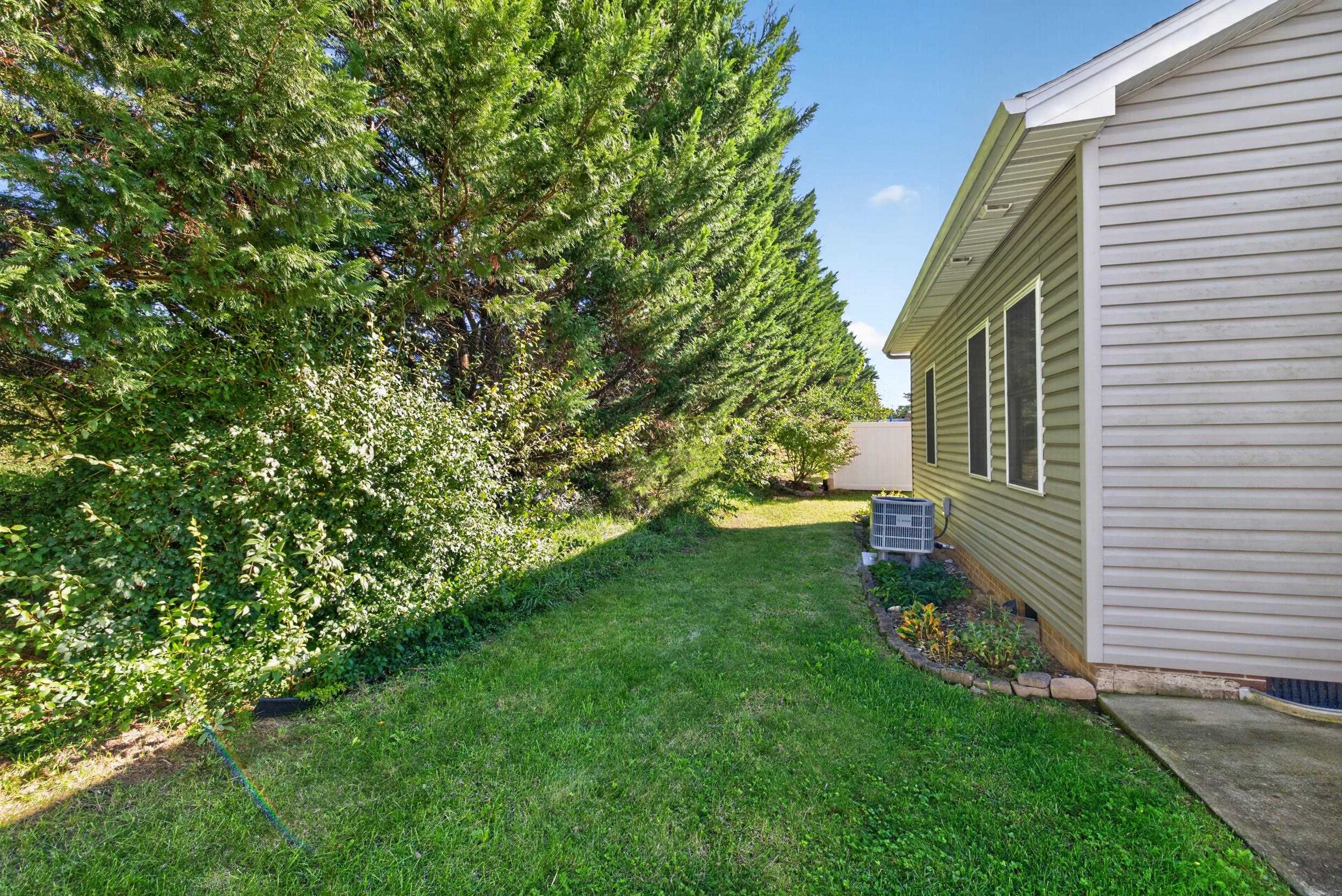 2263 Lake Terrace Dr photo 57