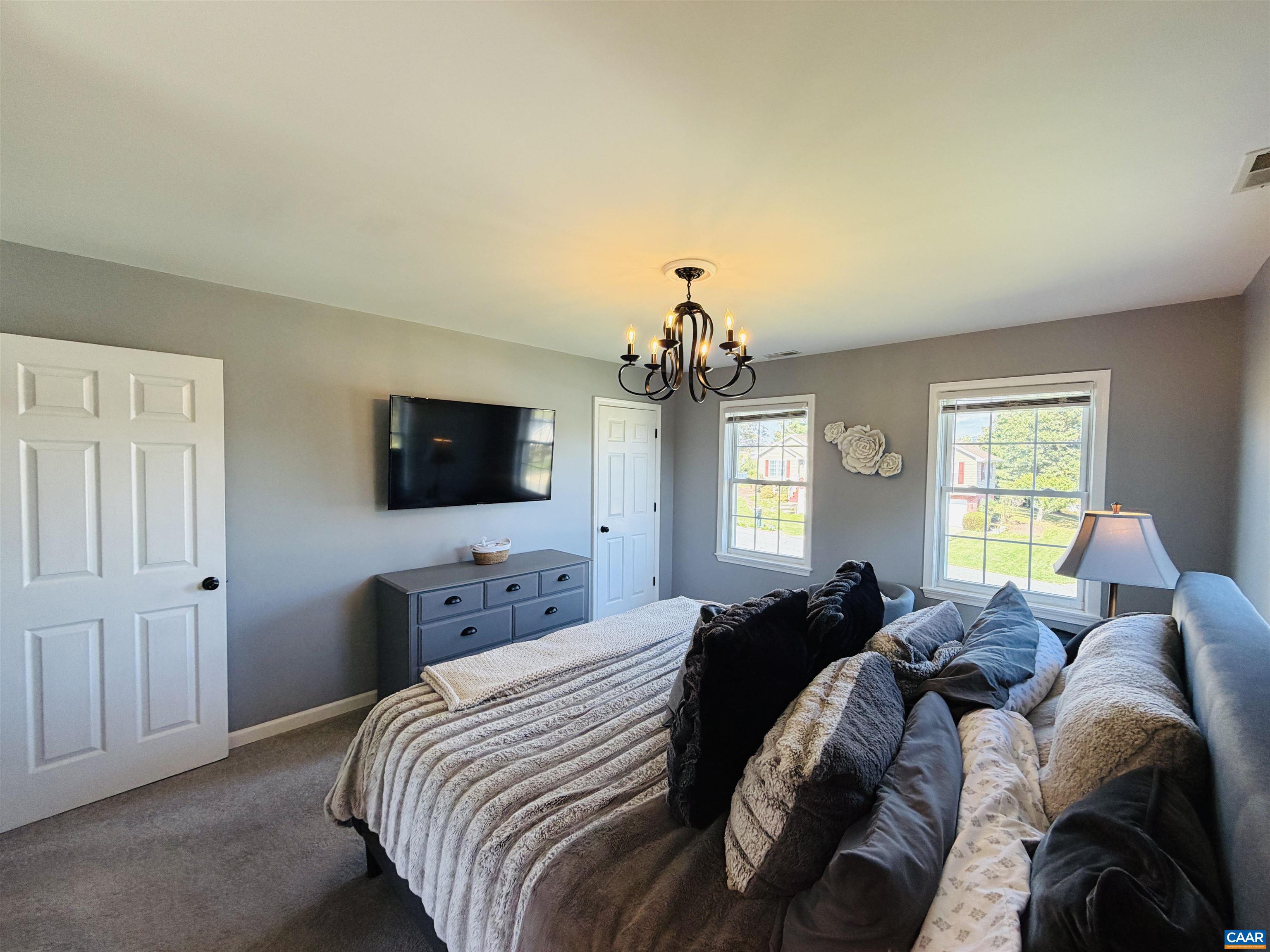 105 Willow Dr photo 36