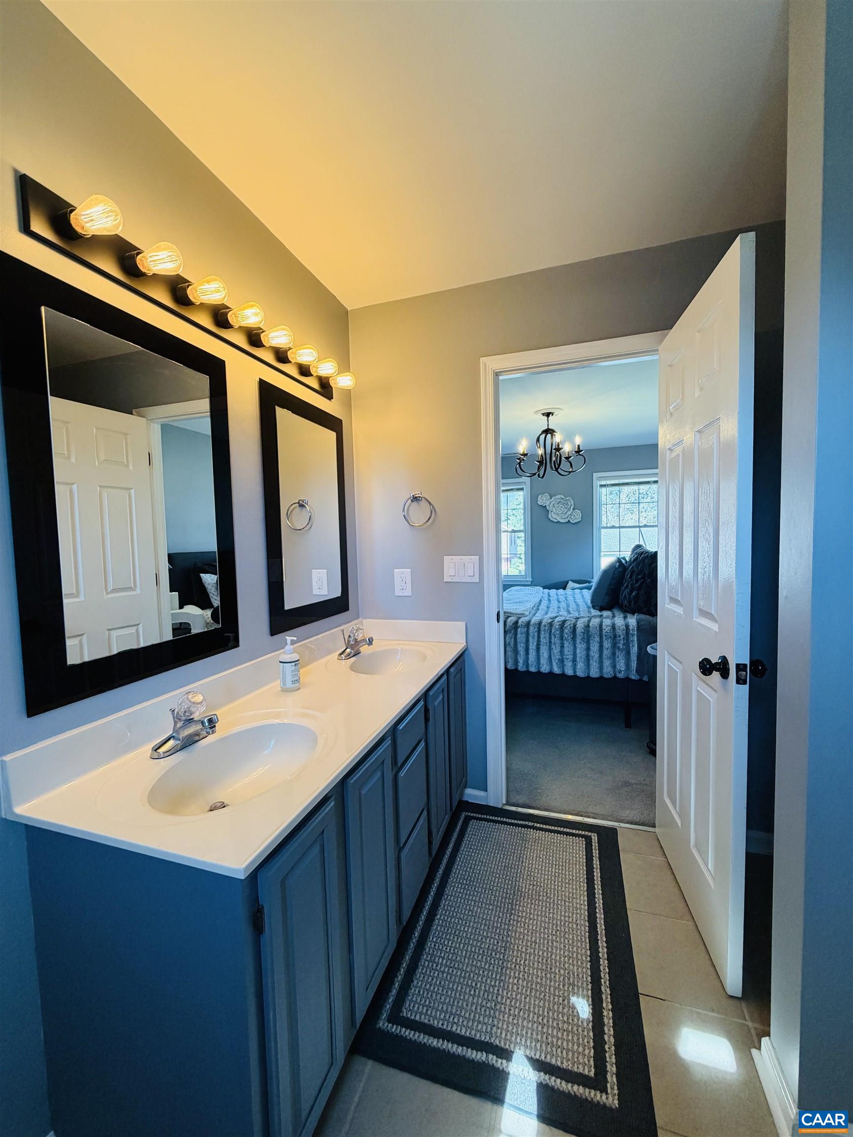 105 Willow Dr photo 42