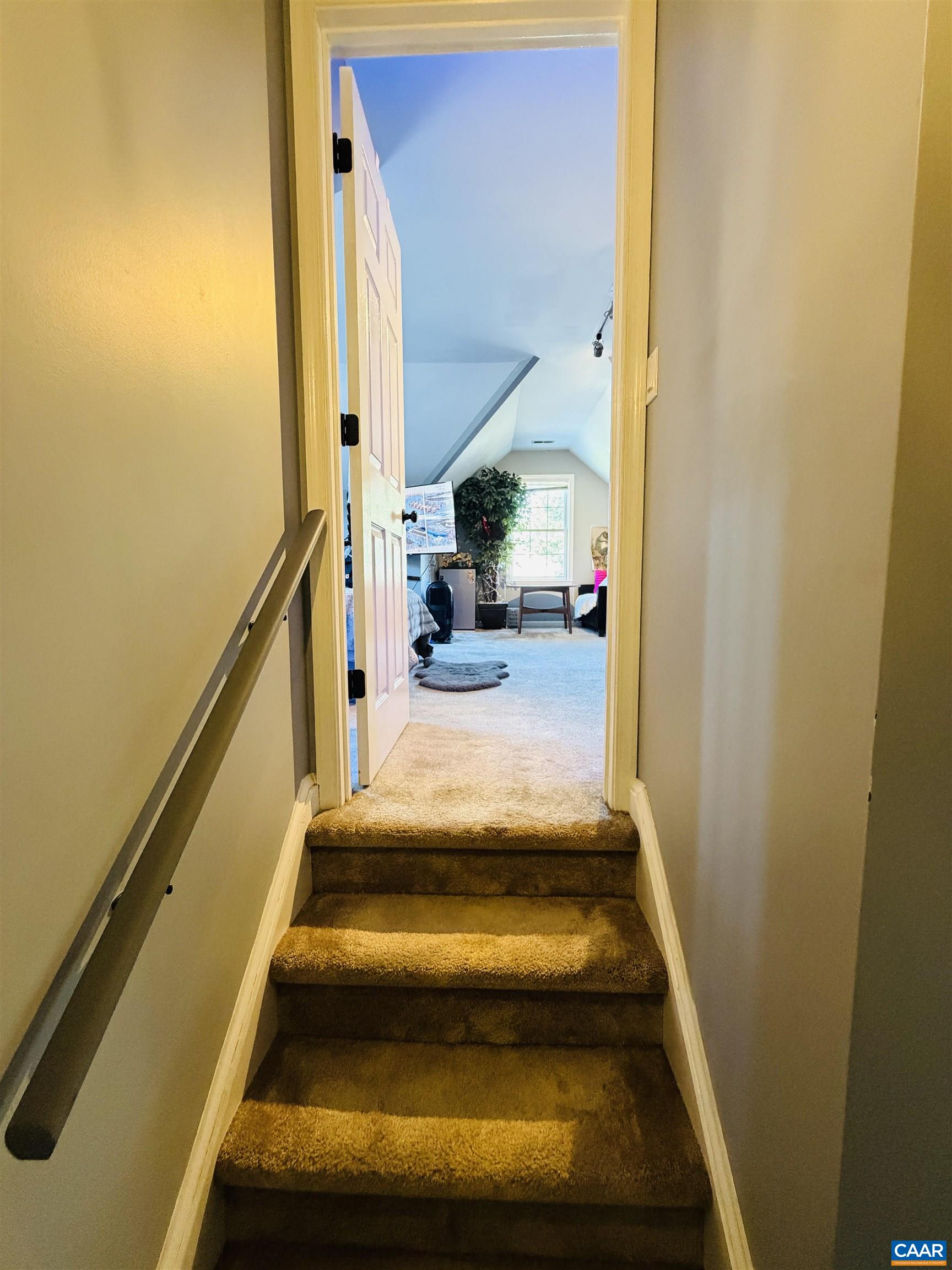 105 Willow Dr photo 43