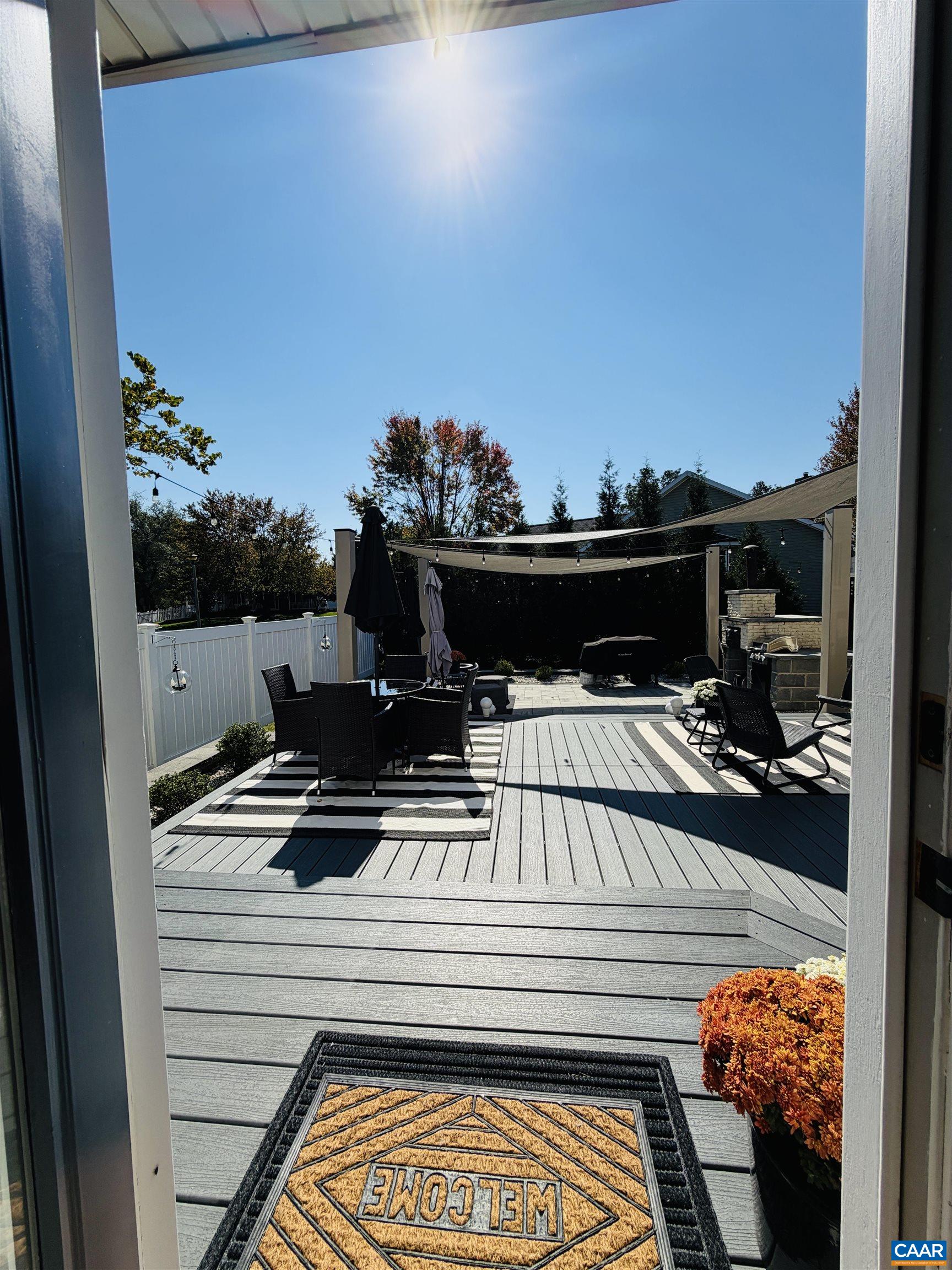 105 Willow Dr photo 55