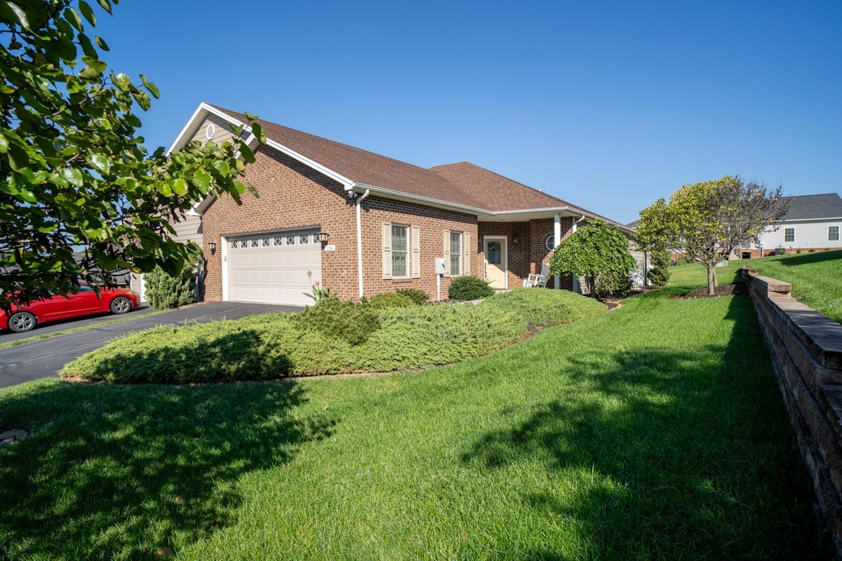 104 Hollen Mill Ct