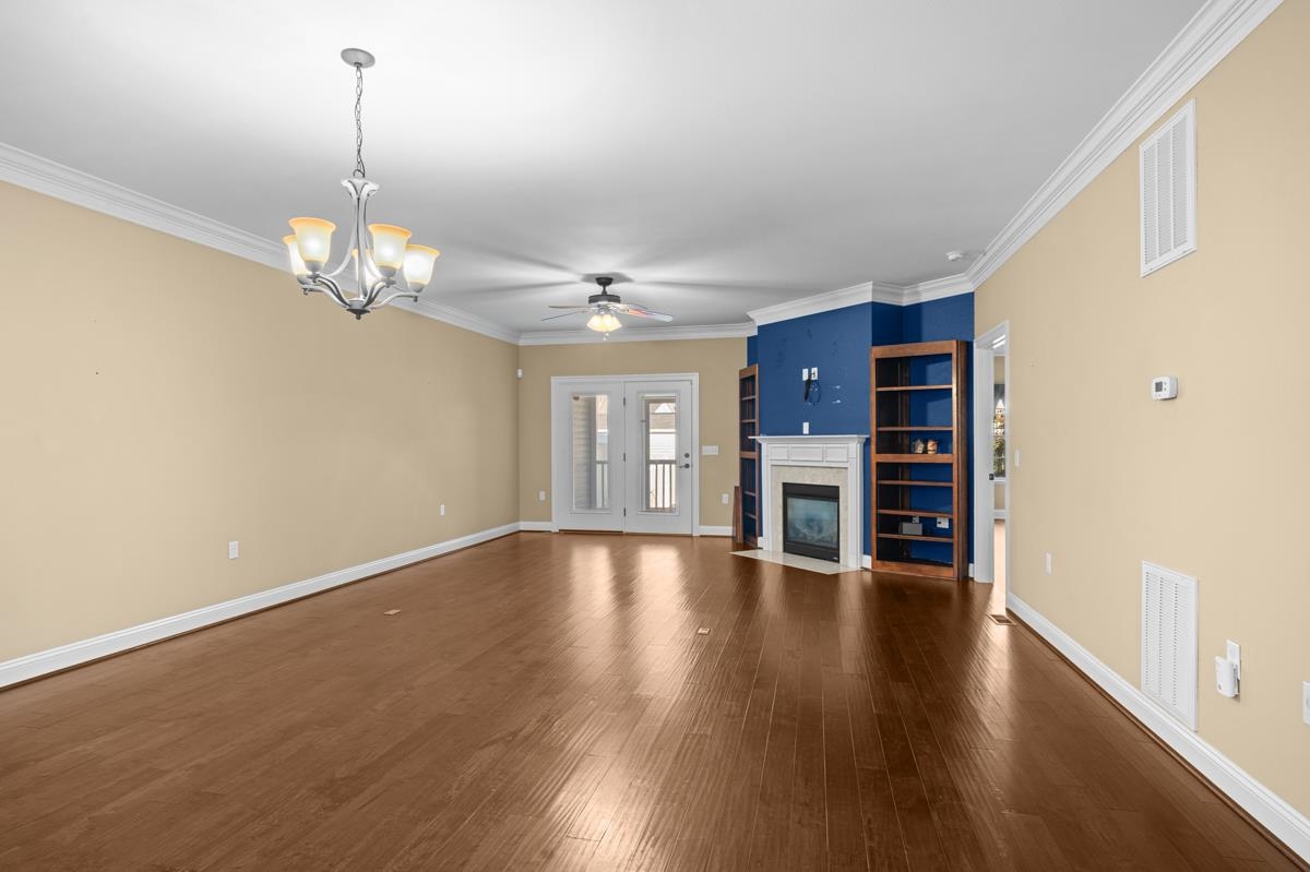 104 Hollen Mill Ct photo 13