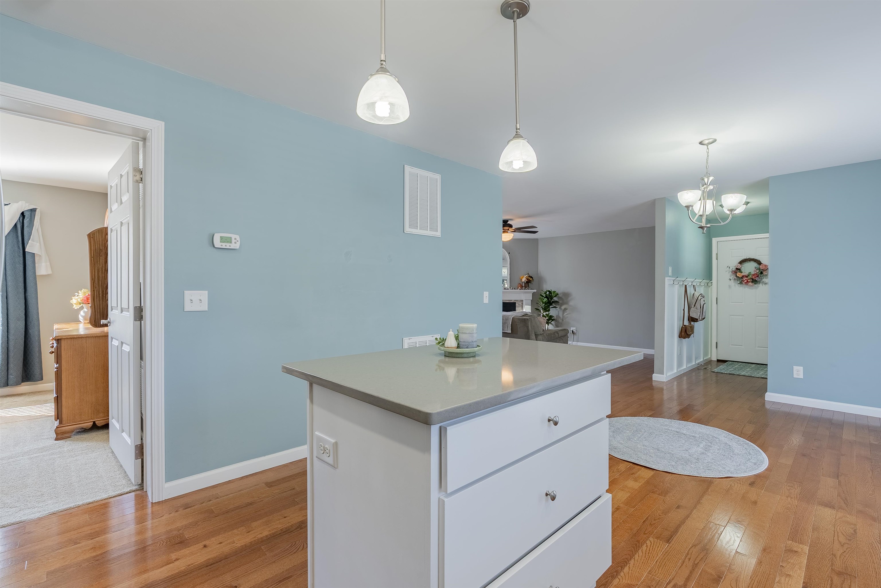 4260 Wiltshire St photo 22
