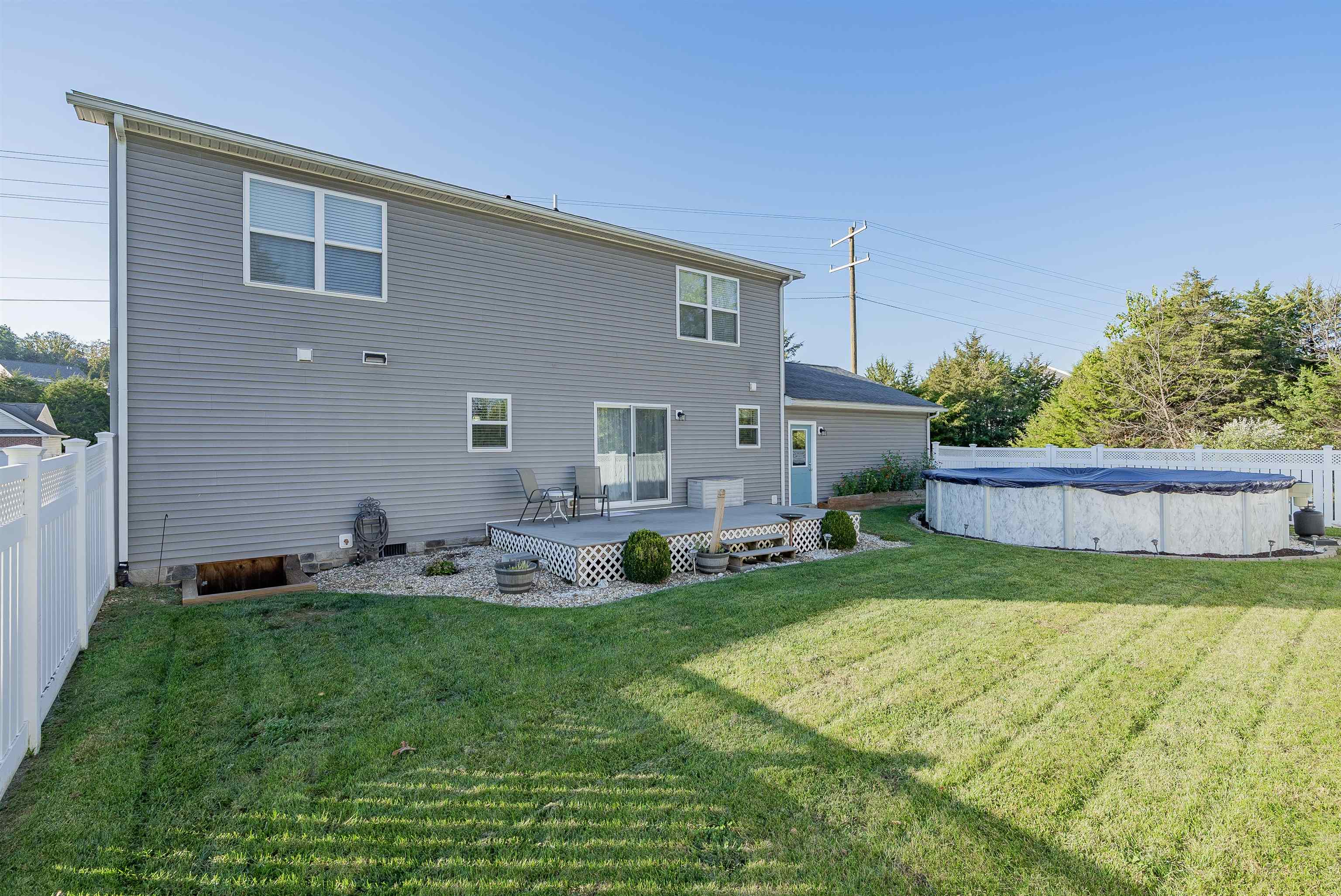4260 Wiltshire St photo 56