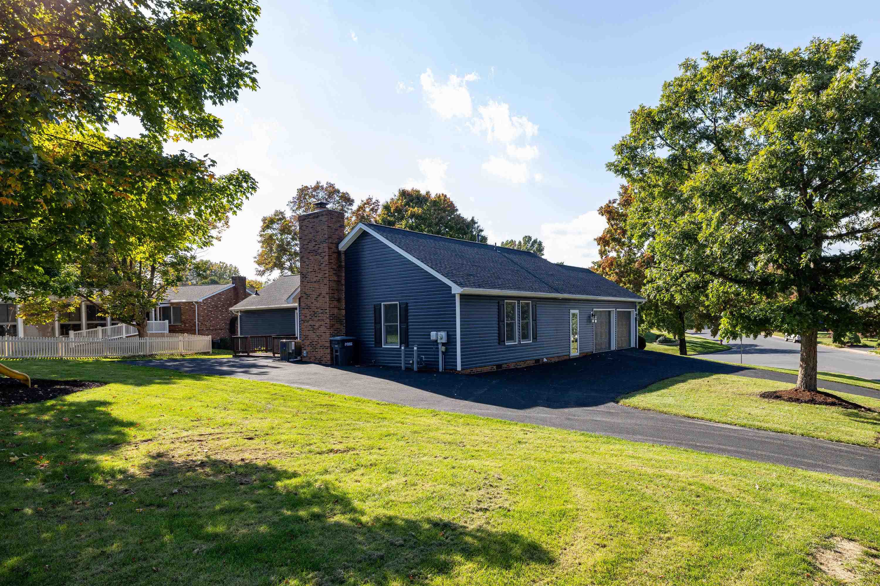 951 Mockingbird Dr photo 57