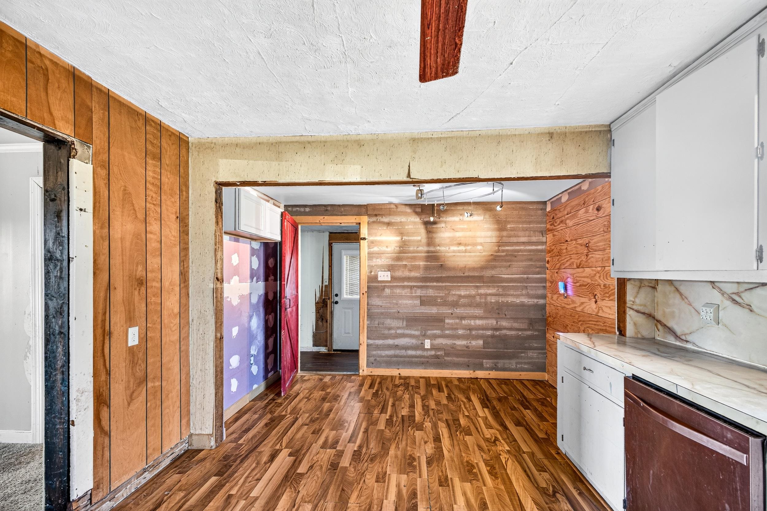 129 Mt Hermon Rd, Elkton, VA 22827 - photo 10