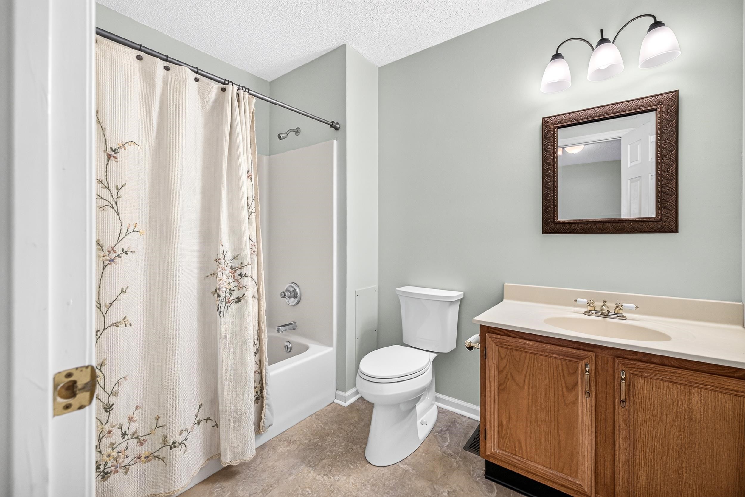 5908 W Donnagail Dr photo 27